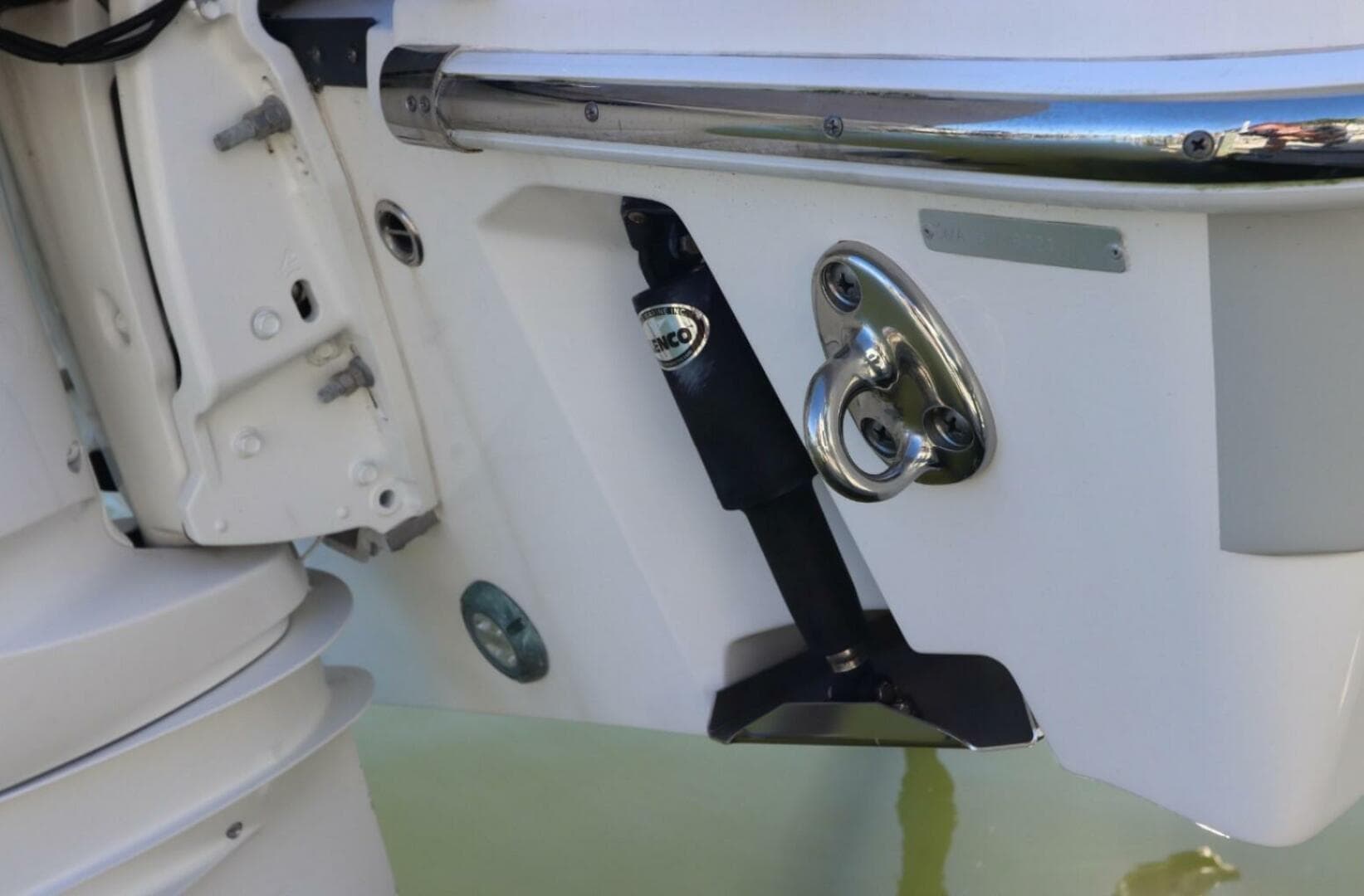 2021 Edgewater 262 CX Crossover — photo 3