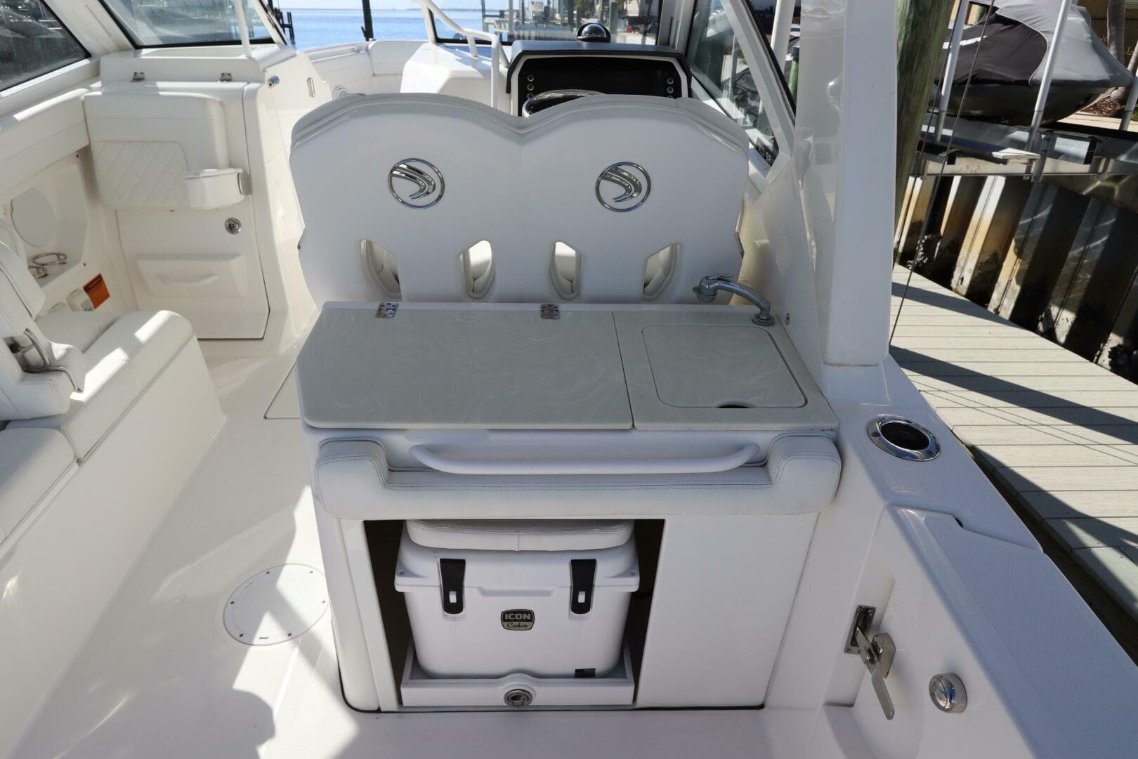 2021 Edgewater 262 CX Crossover — photo 13