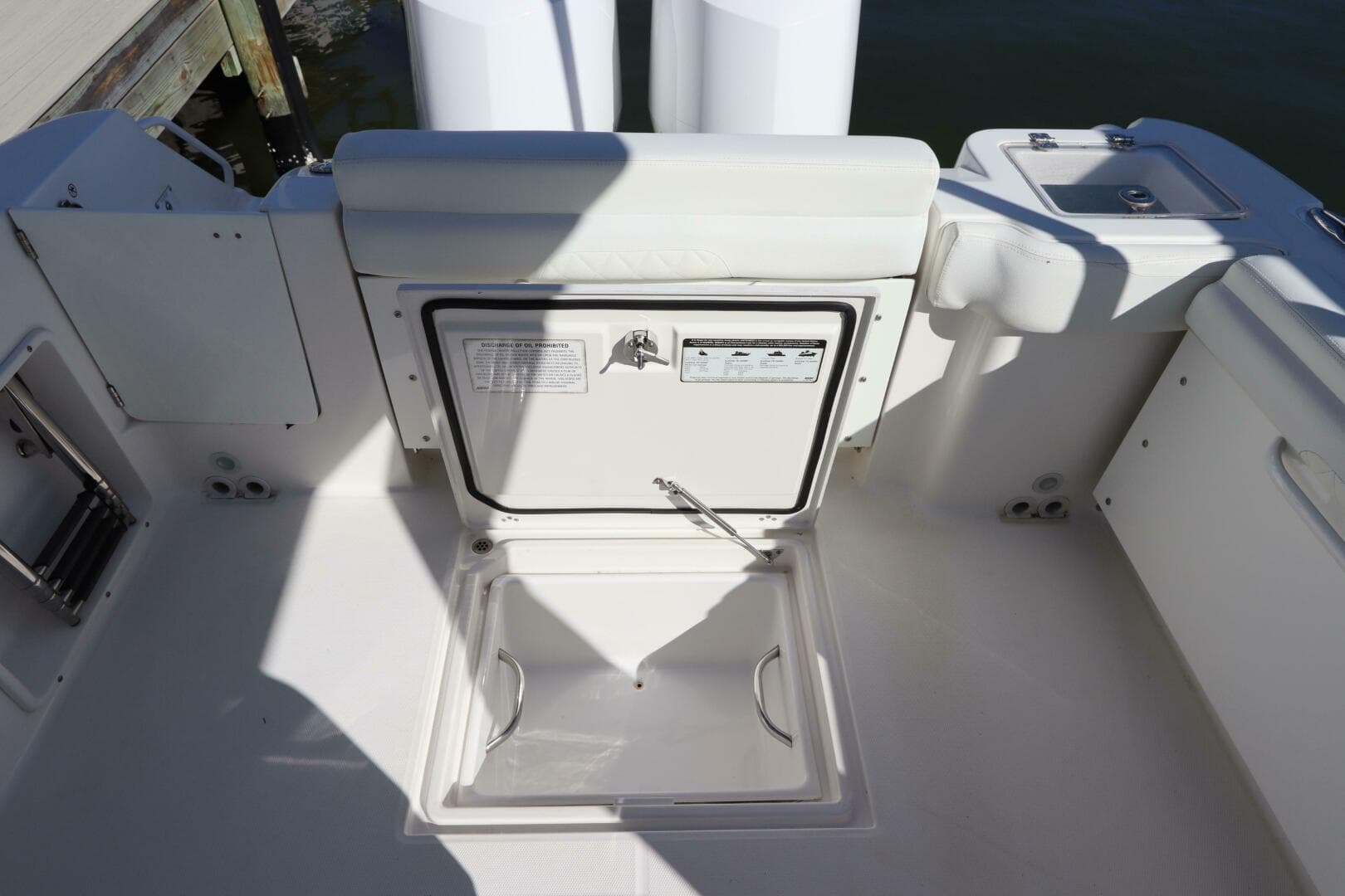 2021 Edgewater 262 CX Crossover — photo 9