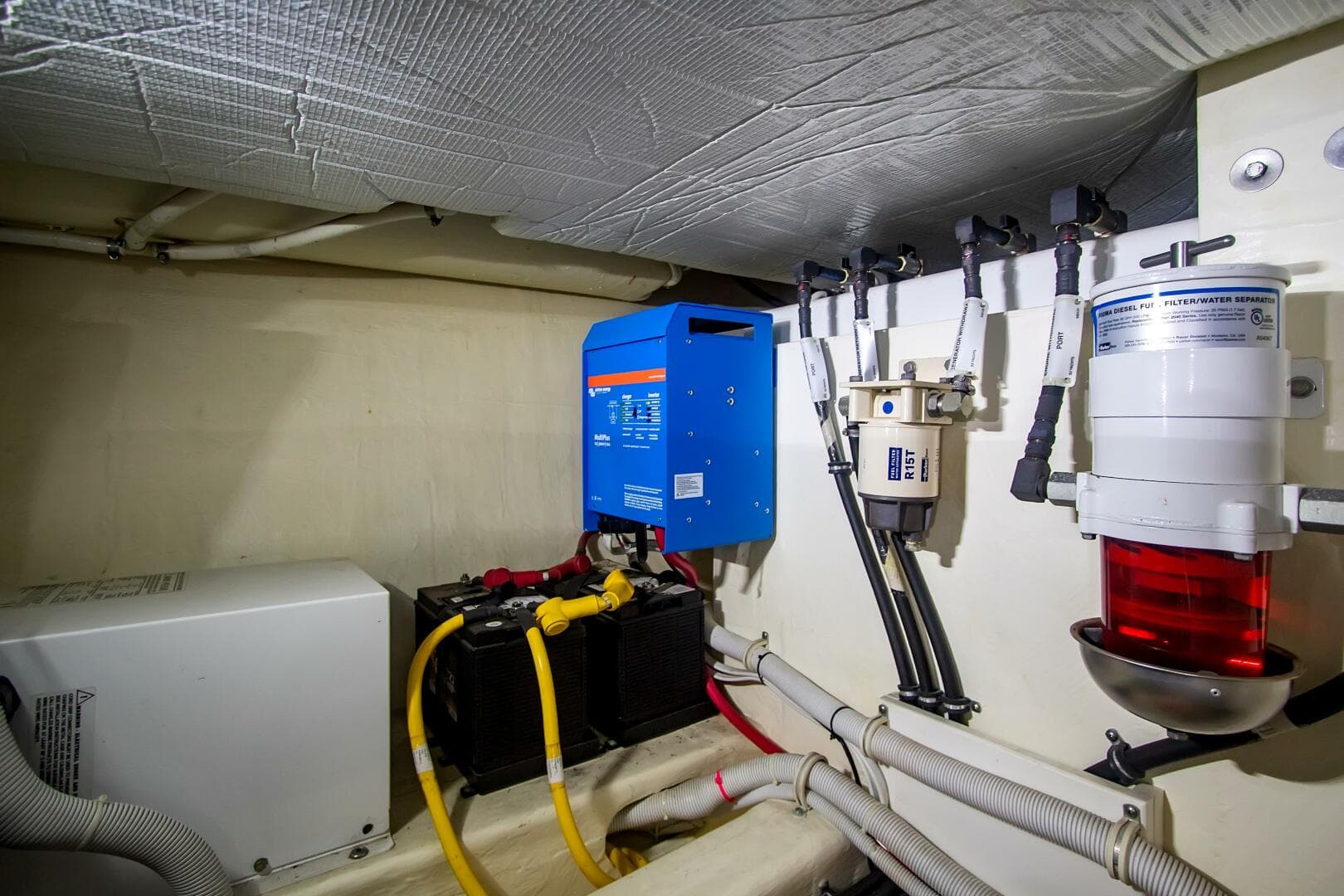 2017 Tiara Yachts 39 Coupe — photo 33