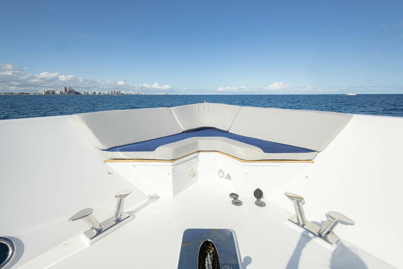 2009 Hargrave — photo 73