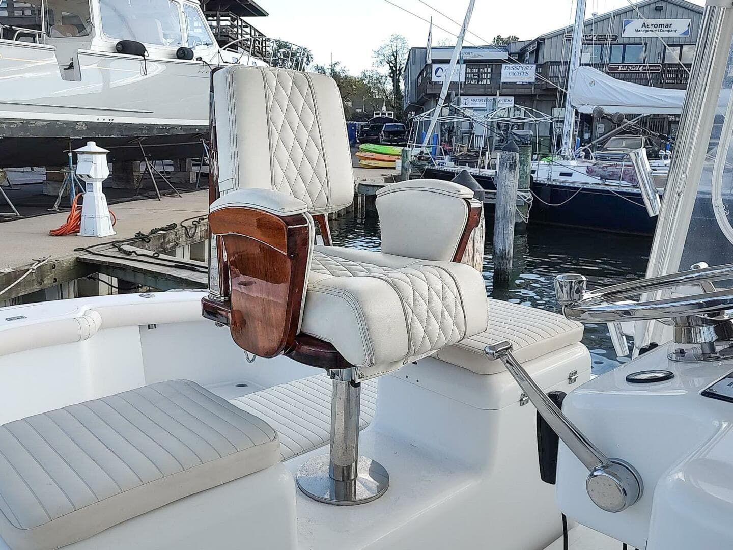 2017 Out Island Seatek 36 Express — photo 8