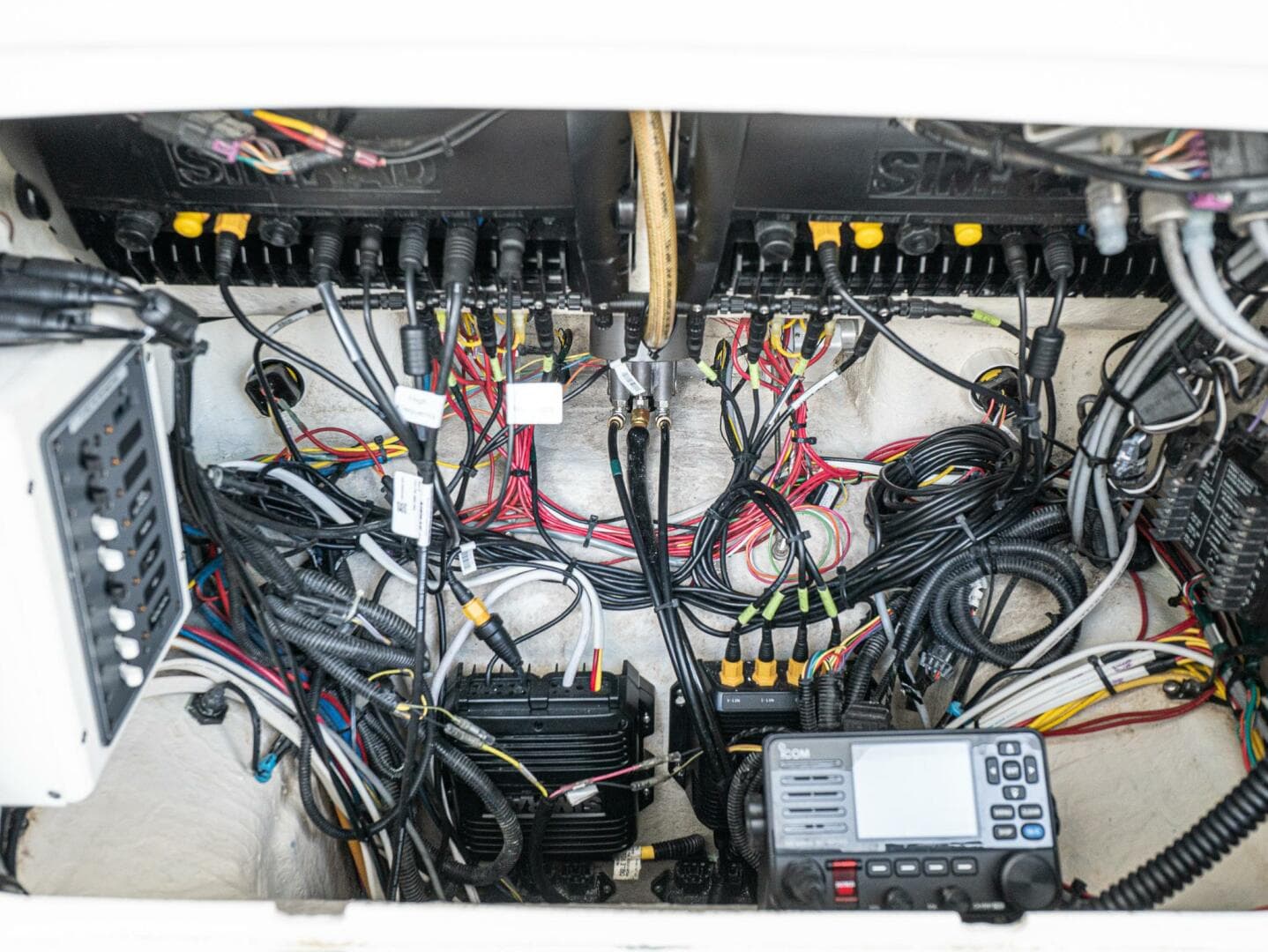 2017 Out Island Seatek 36 Express — photo 22