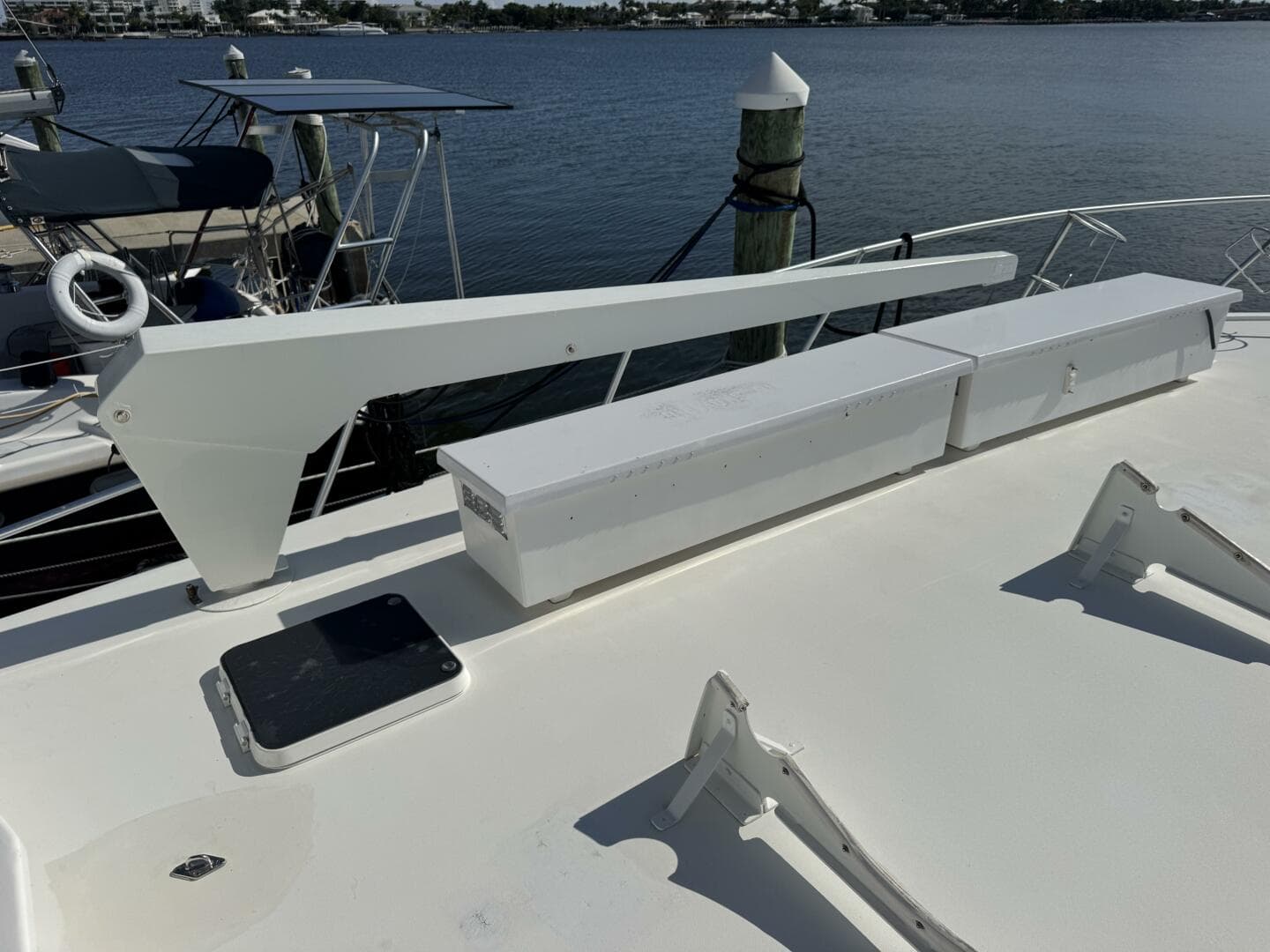 1995 Viking 58 Convertible — photo 83