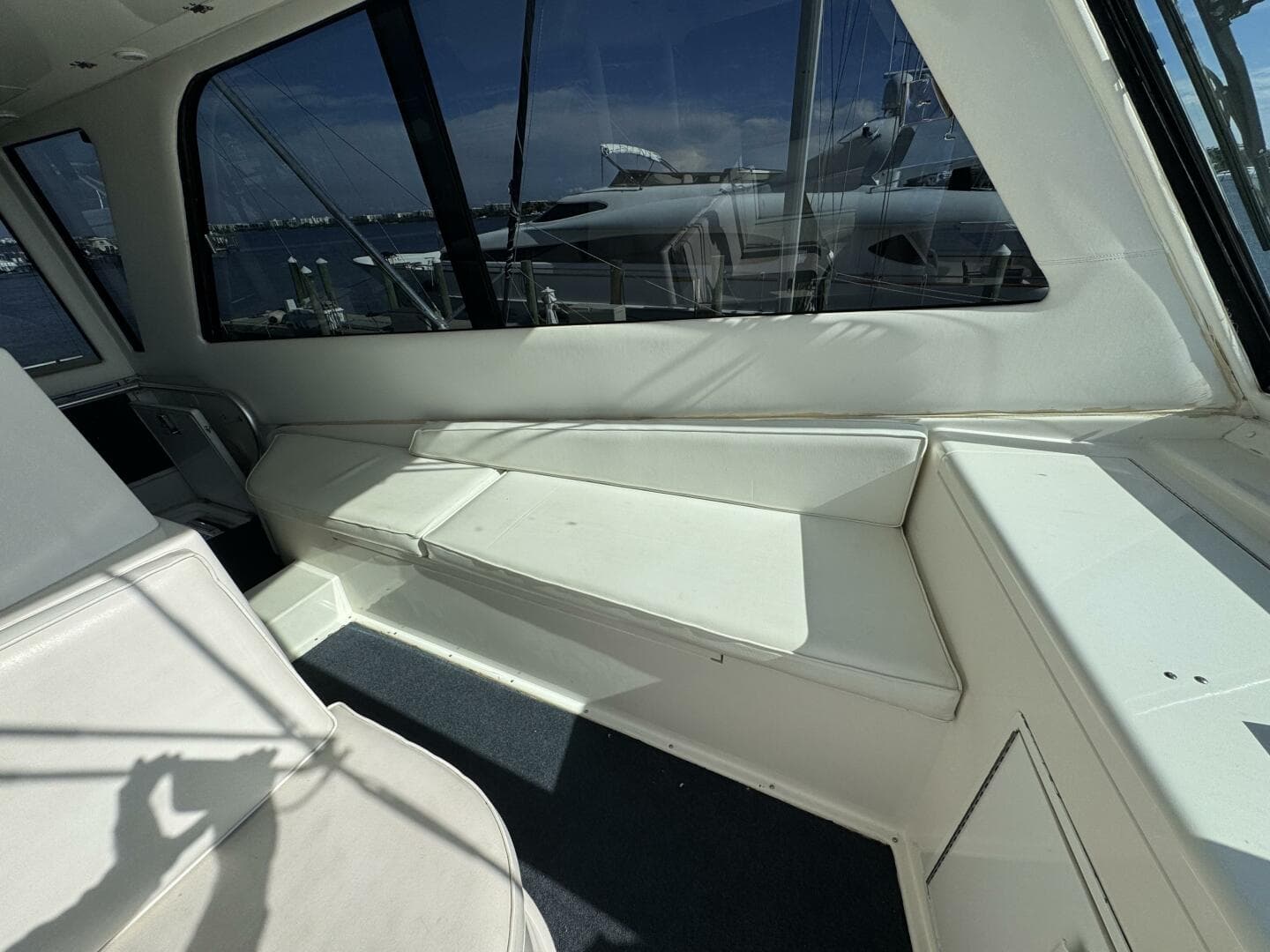 1995 Viking 58 Convertible — photo 56