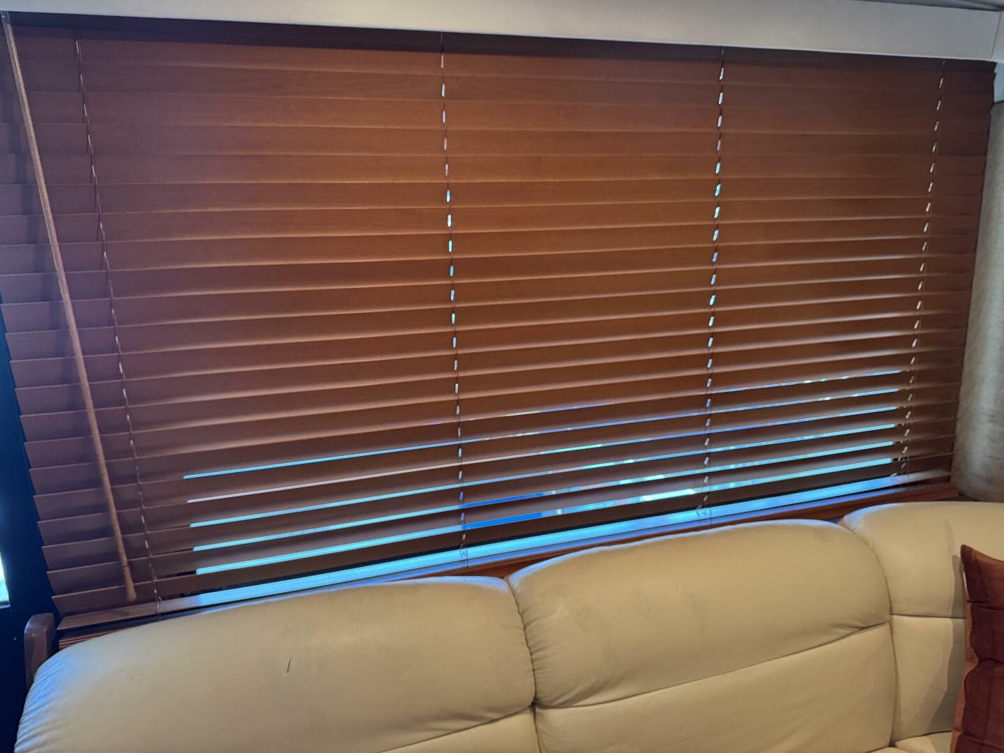 1995 Viking 58 Convertible — photo 47