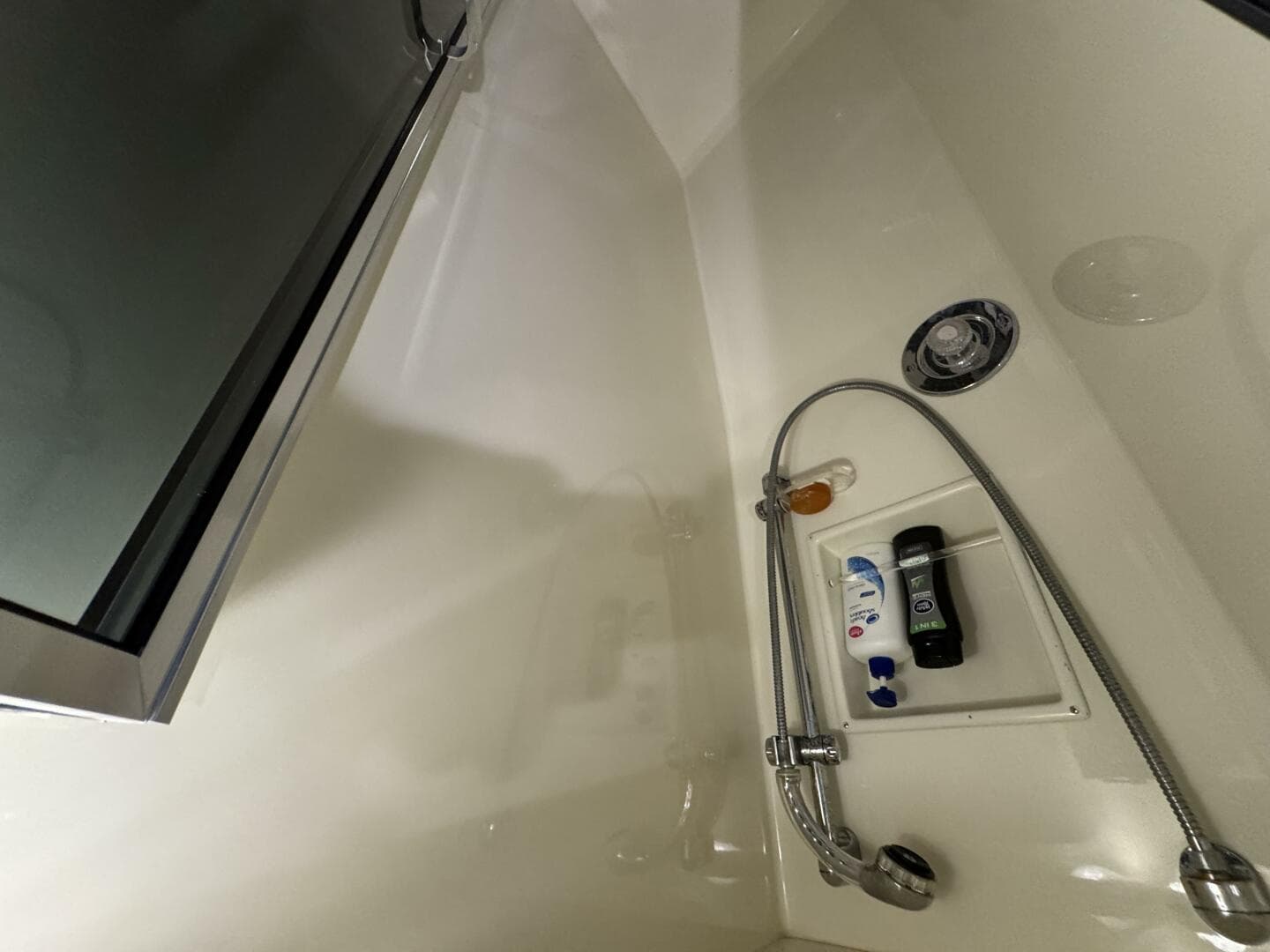 1995 Viking 58 Convertible — photo 42