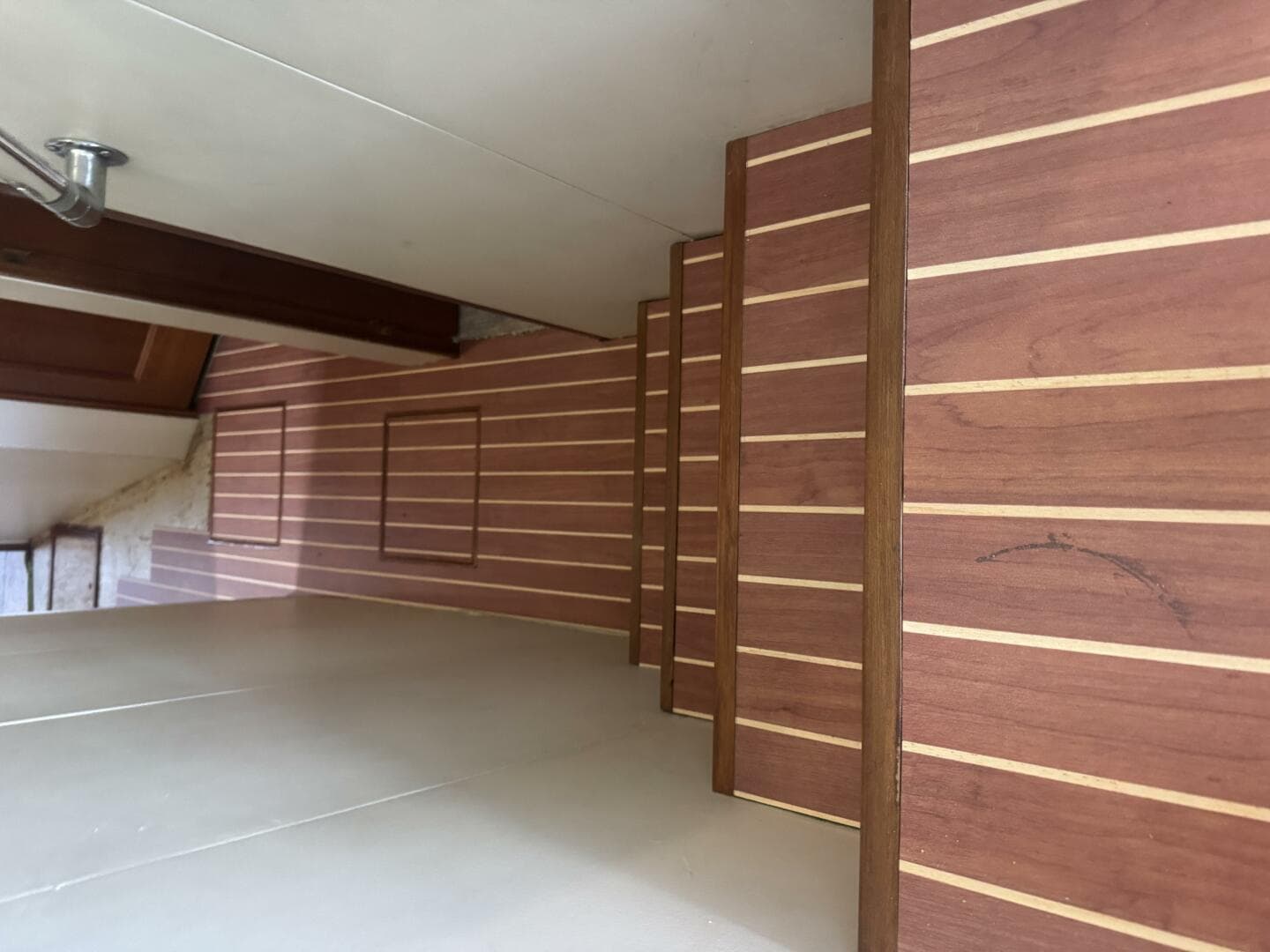 1995 Viking 58 Convertible — photo 90