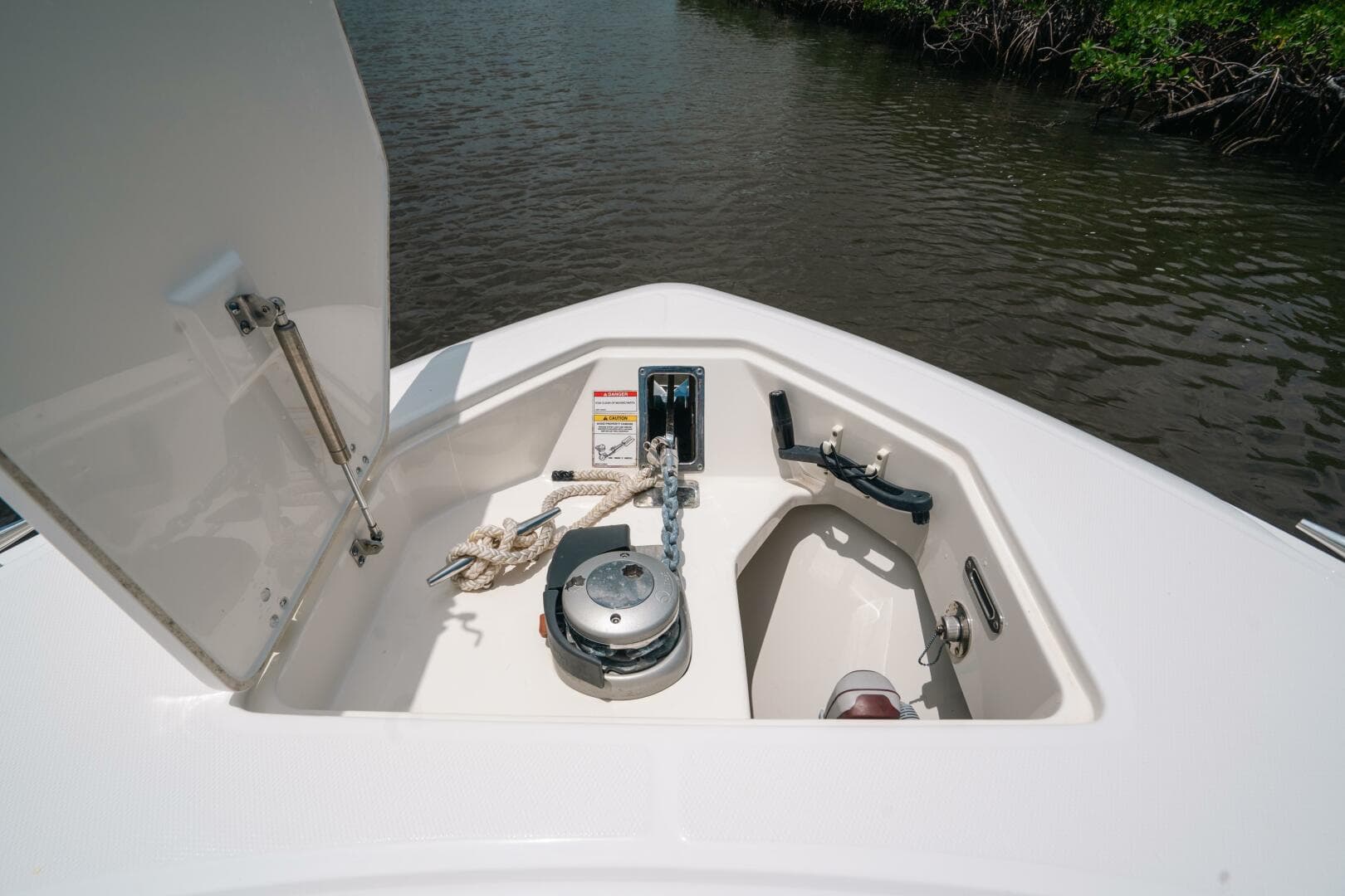 2019 Center Console 330 Outrage — photo 17