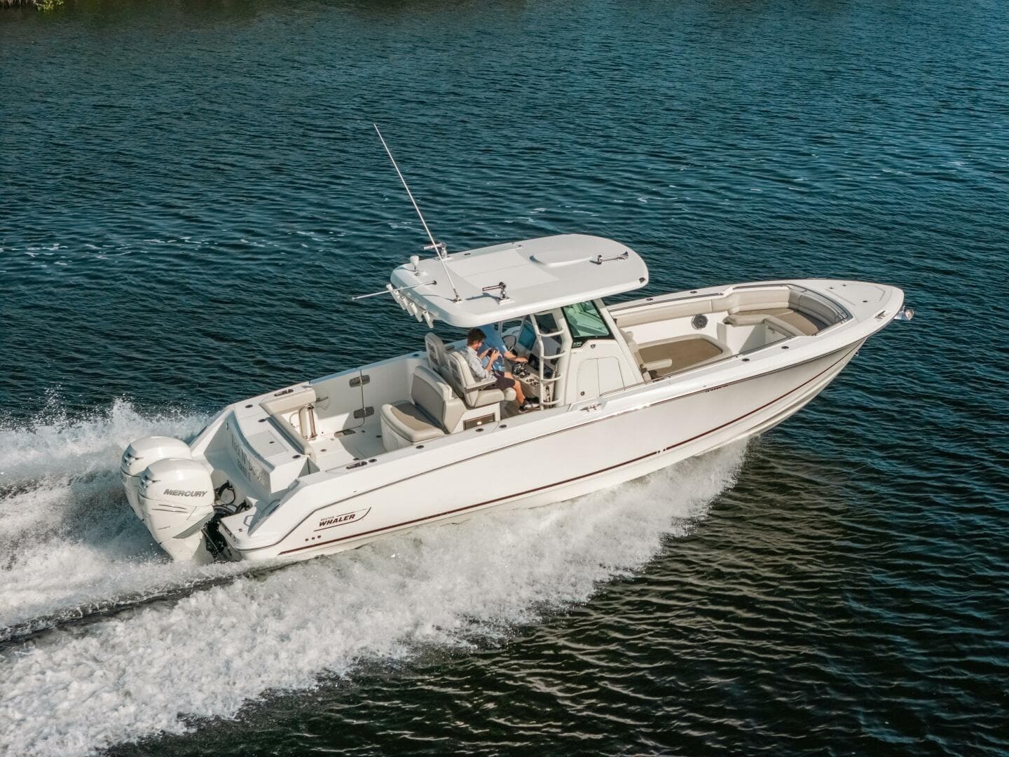 2019 Center Console 330 Outrage — photo 3