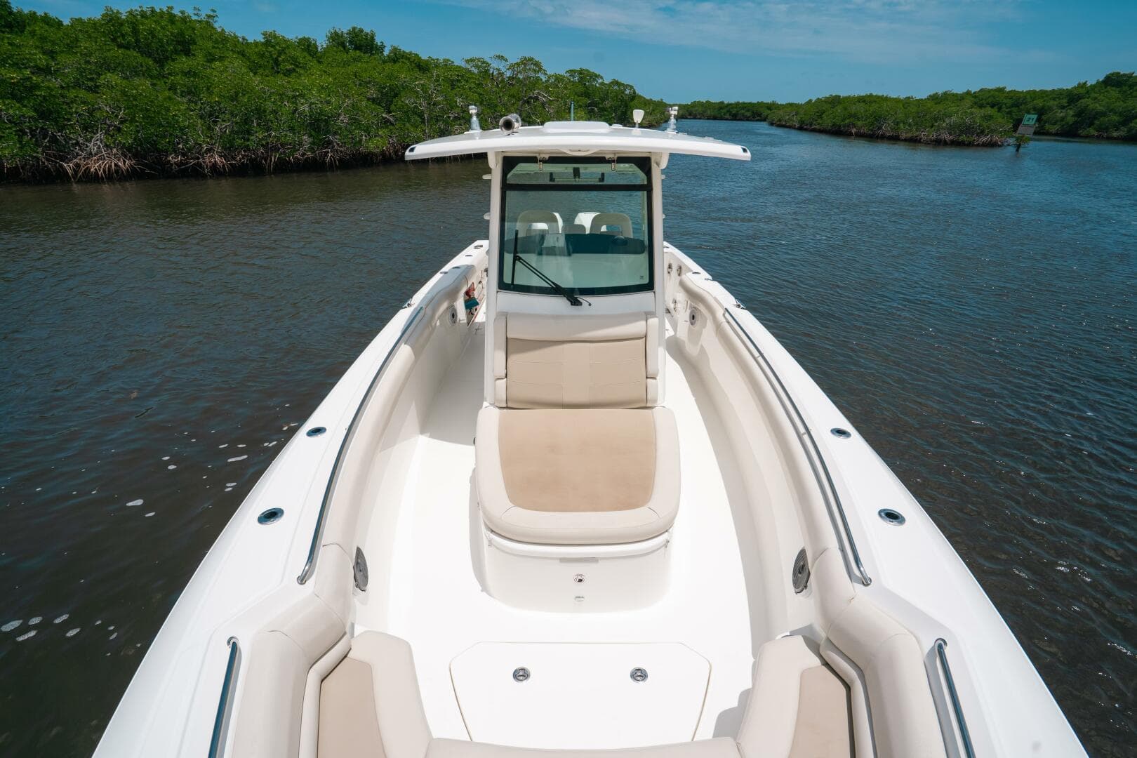 2019 Center Console 330 Outrage — photo 11