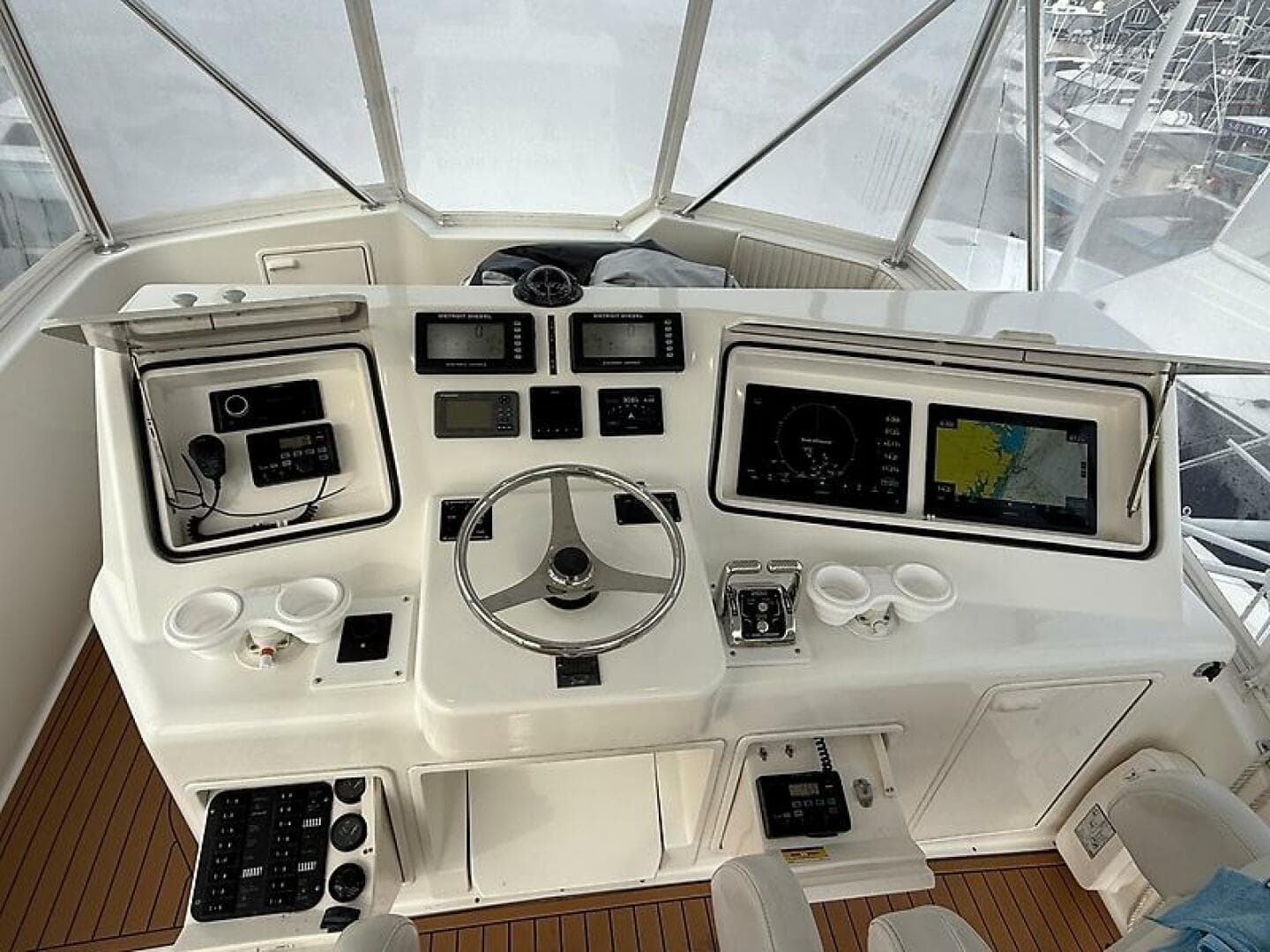 2005 Ocean Yachts 46 Super Sport — photo 13