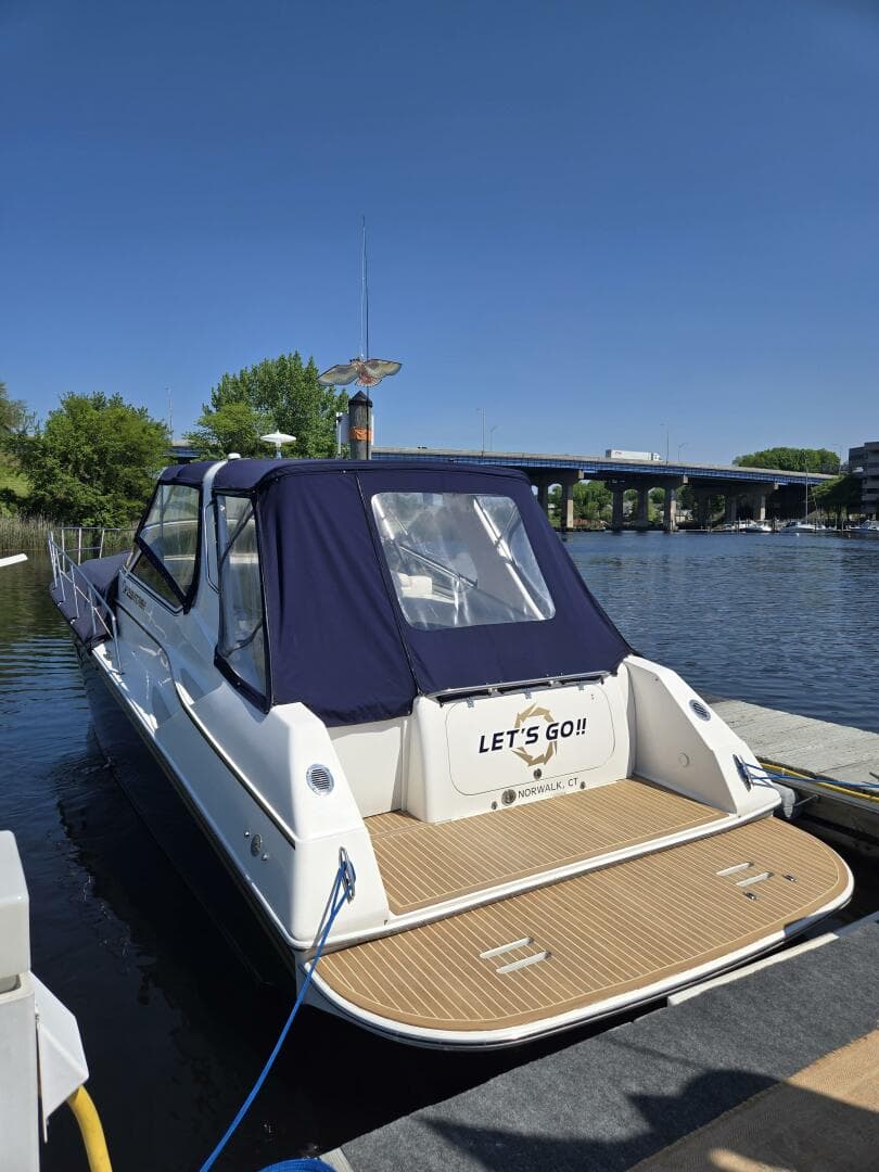 2007 Fountain 38 Express Cruiser — photo 3