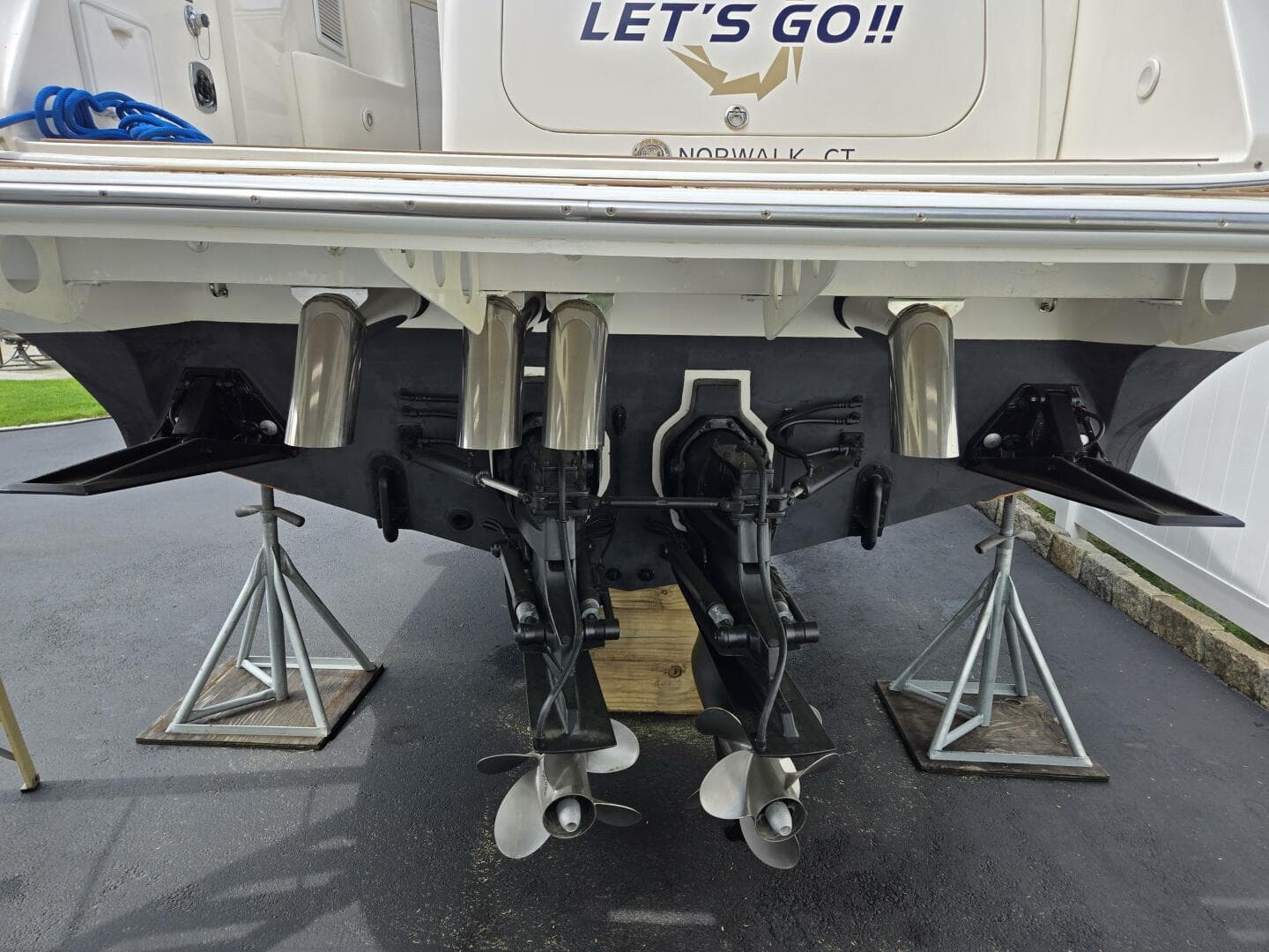 2007 Fountain 38 Express Cruiser — photo 29