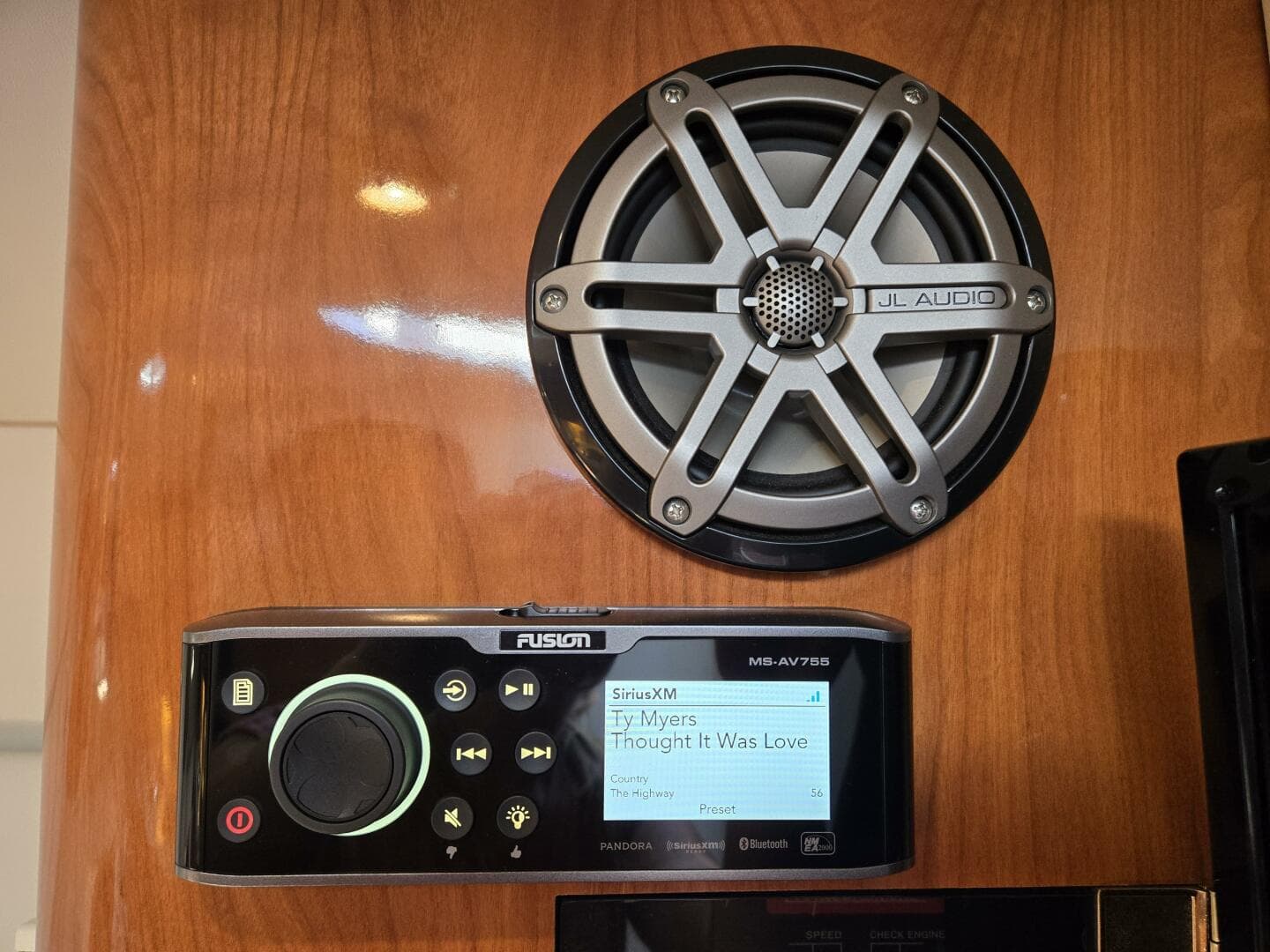 2007 Fountain 38 Express Cruiser — photo 19