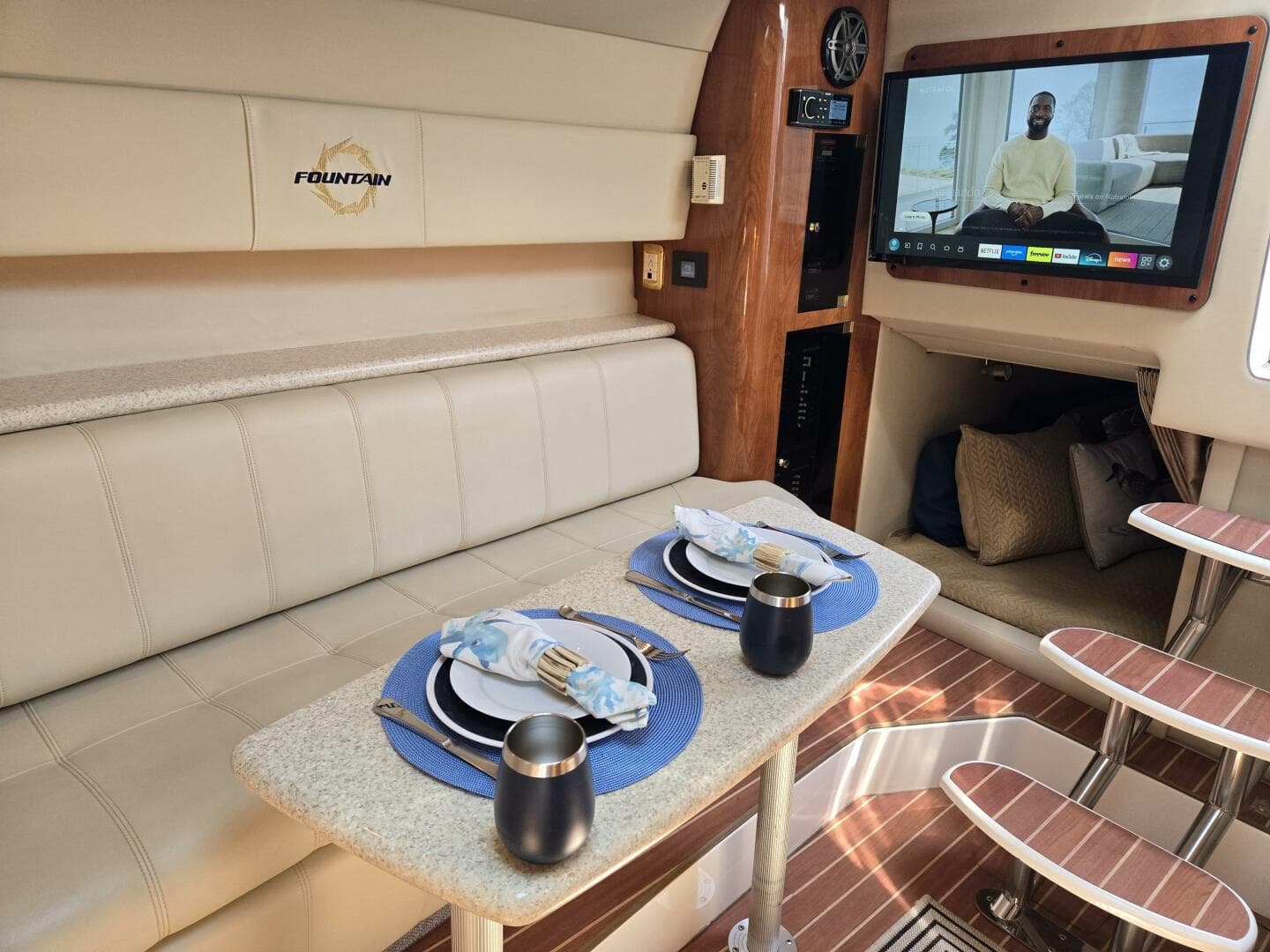 2007 Fountain 38 Express Cruiser — photo 13