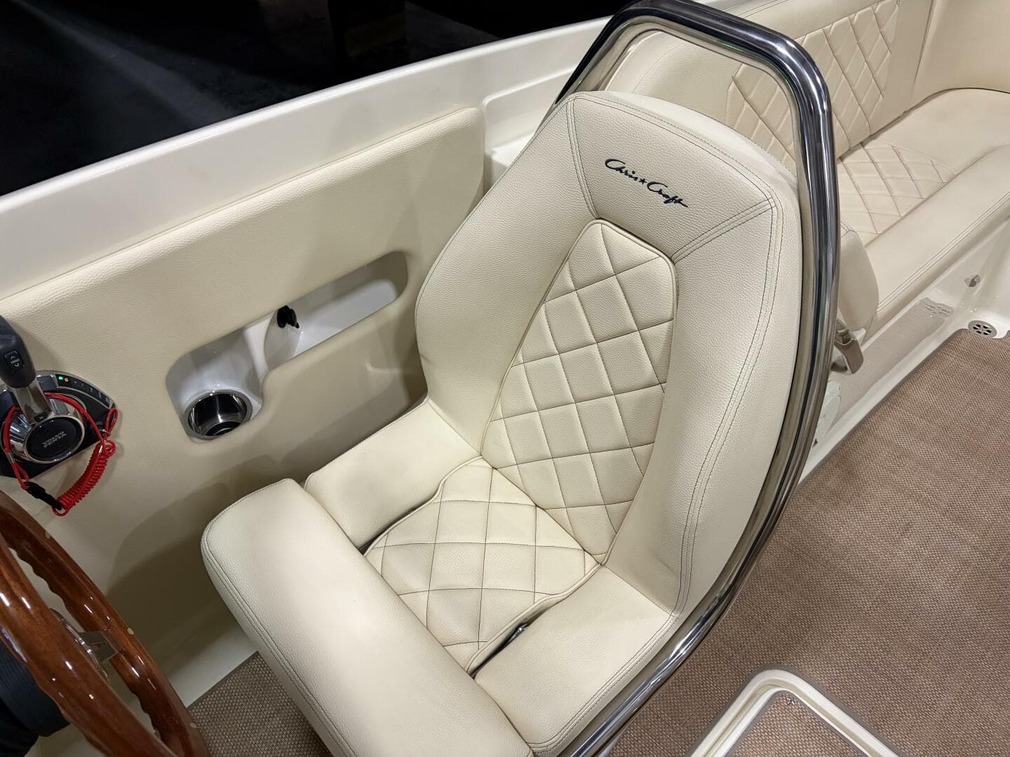 2020 Chris-Craft — photo 25