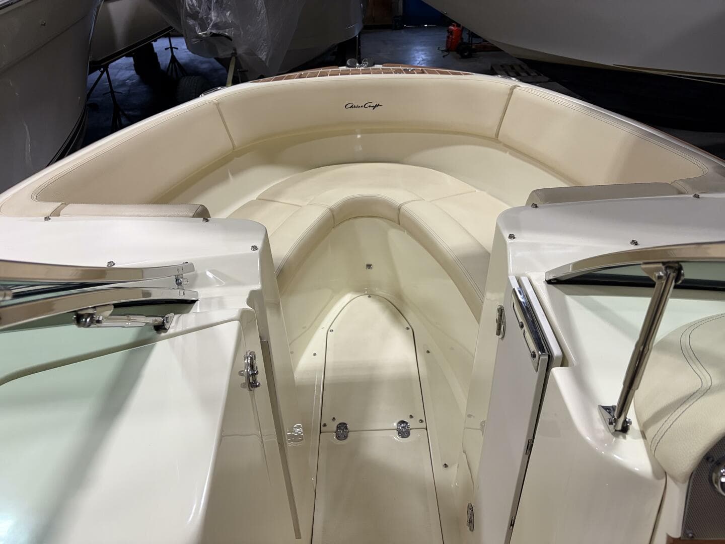 2020 Chris-Craft — photo 15