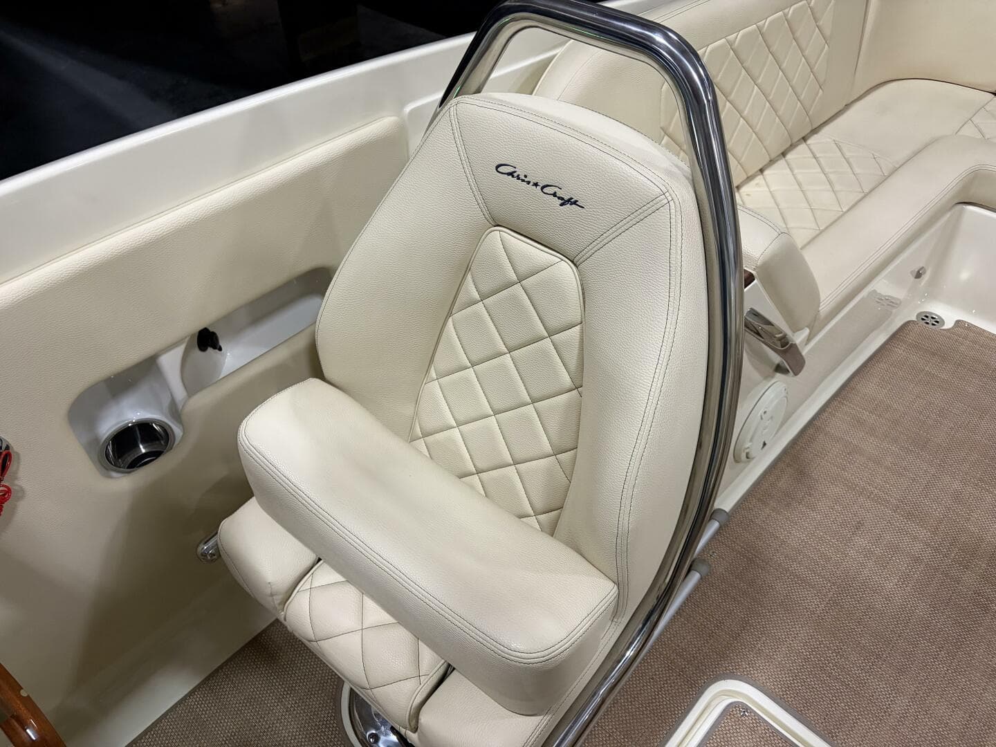 2020 Chris-Craft — photo 24