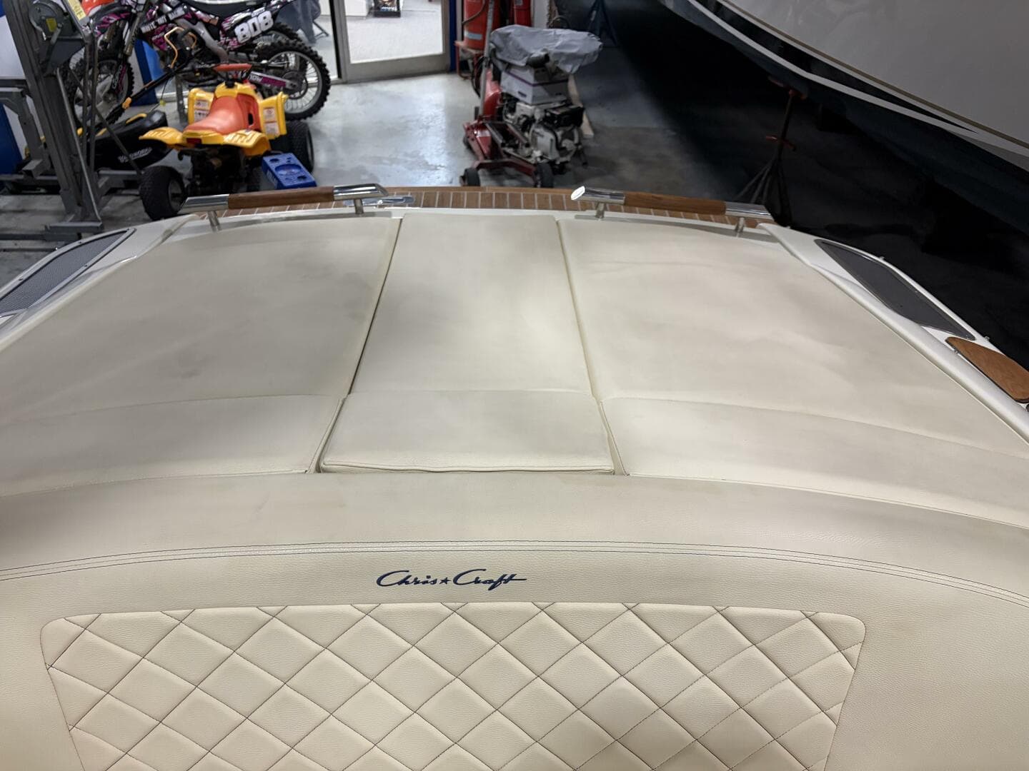 2020 Chris-Craft — photo 31