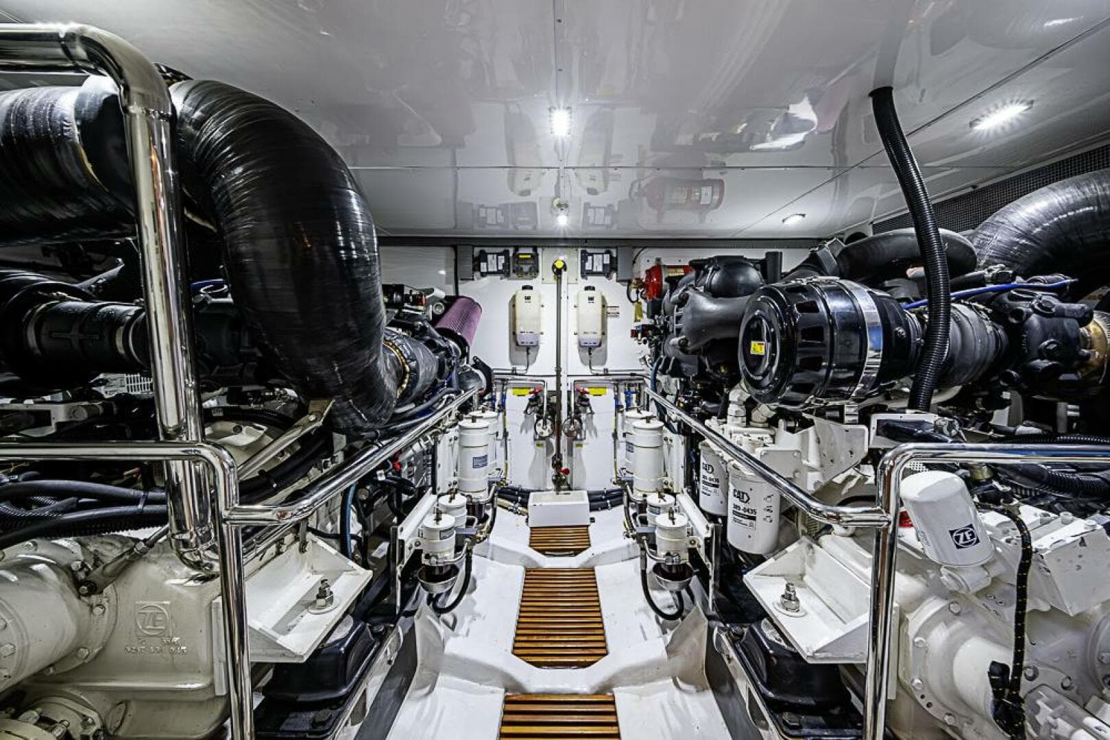 2014 Marlow Explorer 66E — photo 63