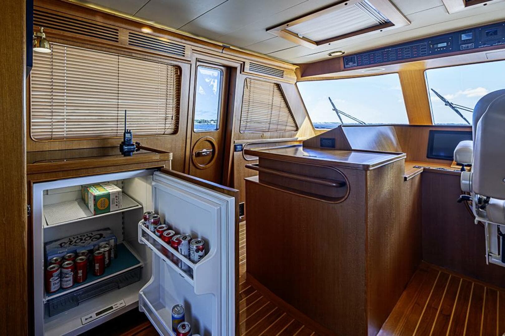 2014 Marlow Explorer 66E — photo 26