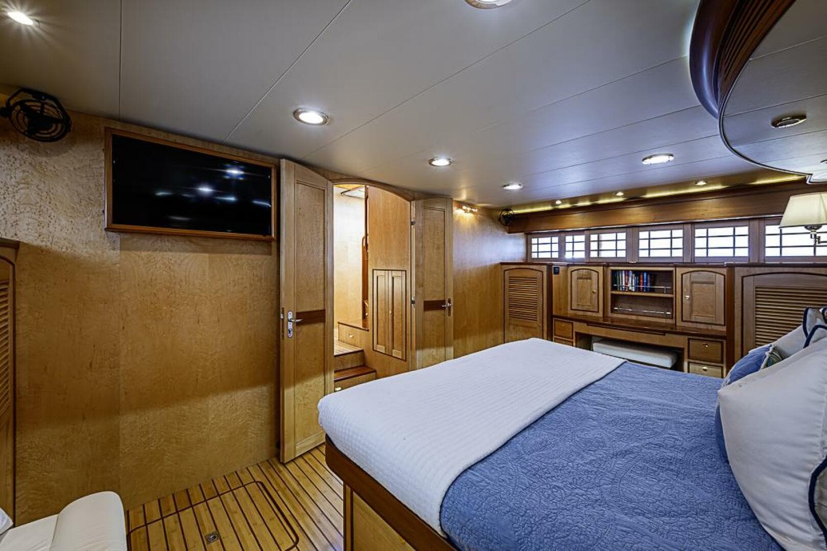 2014 Marlow Explorer 66E — photo 44