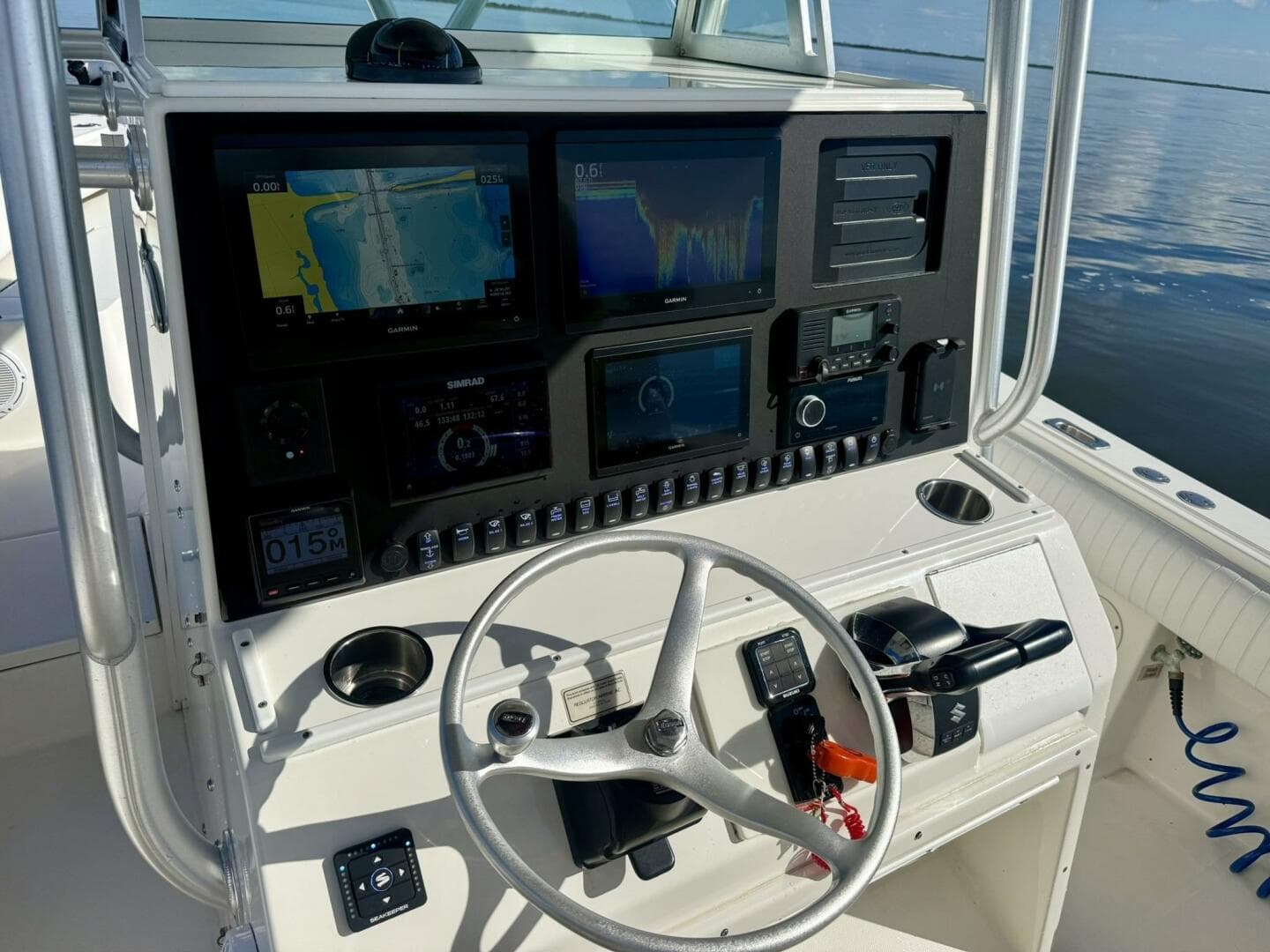 2006 Regulator 29 FS — photo 2