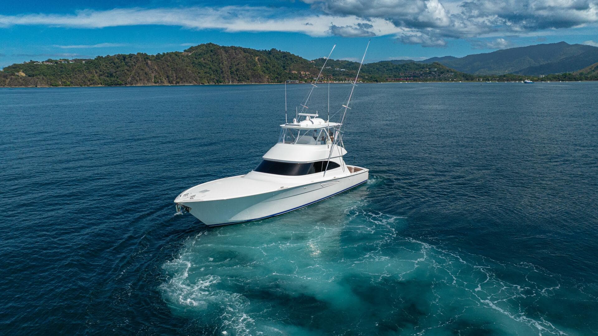 2025 Viking 58 Convertible — photo 61