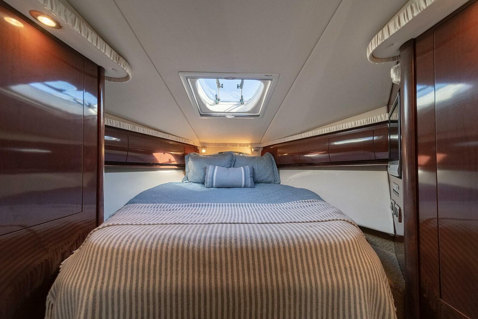 2008 Sea Ray 44 Sundancer — photo 22