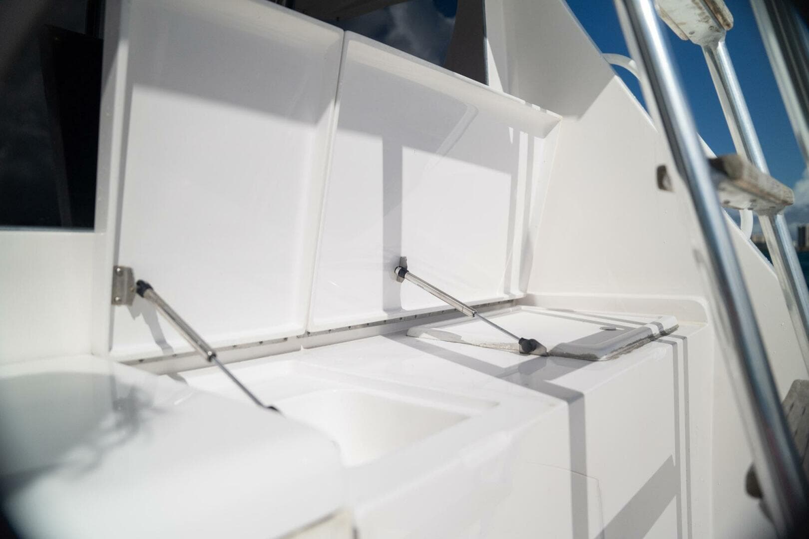 2007 Egg Harbor 43 Sport Fisherman — photo 71