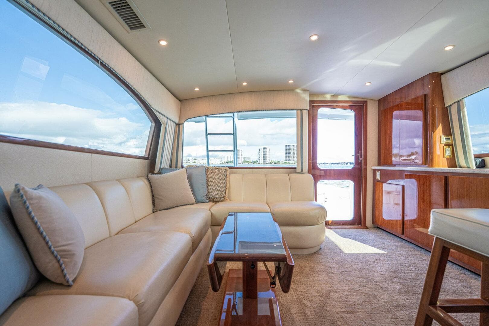 2007 Egg Harbor 43 Sport Fisherman — photo 21