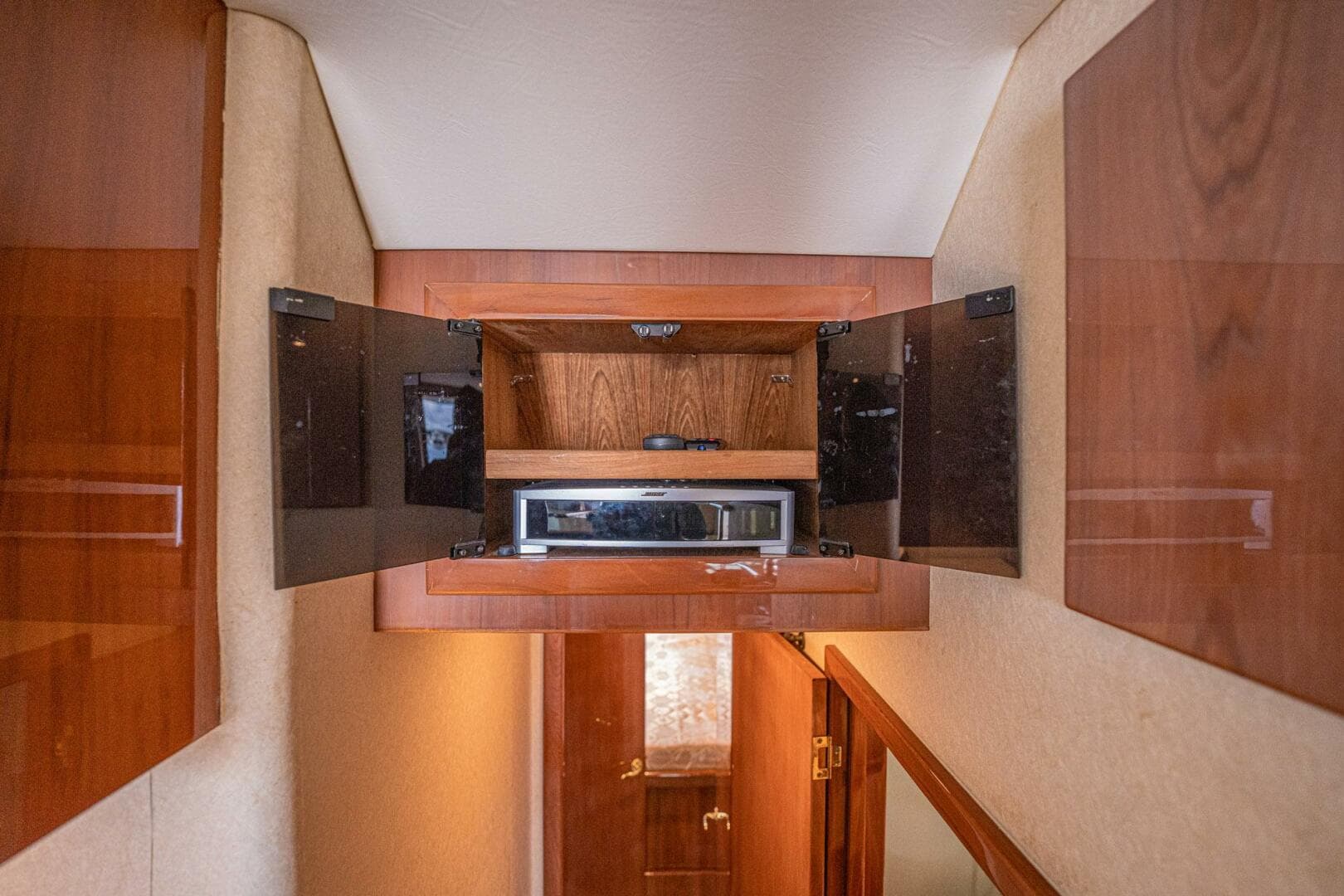 2007 Egg Harbor 43 Sport Fisherman — photo 31