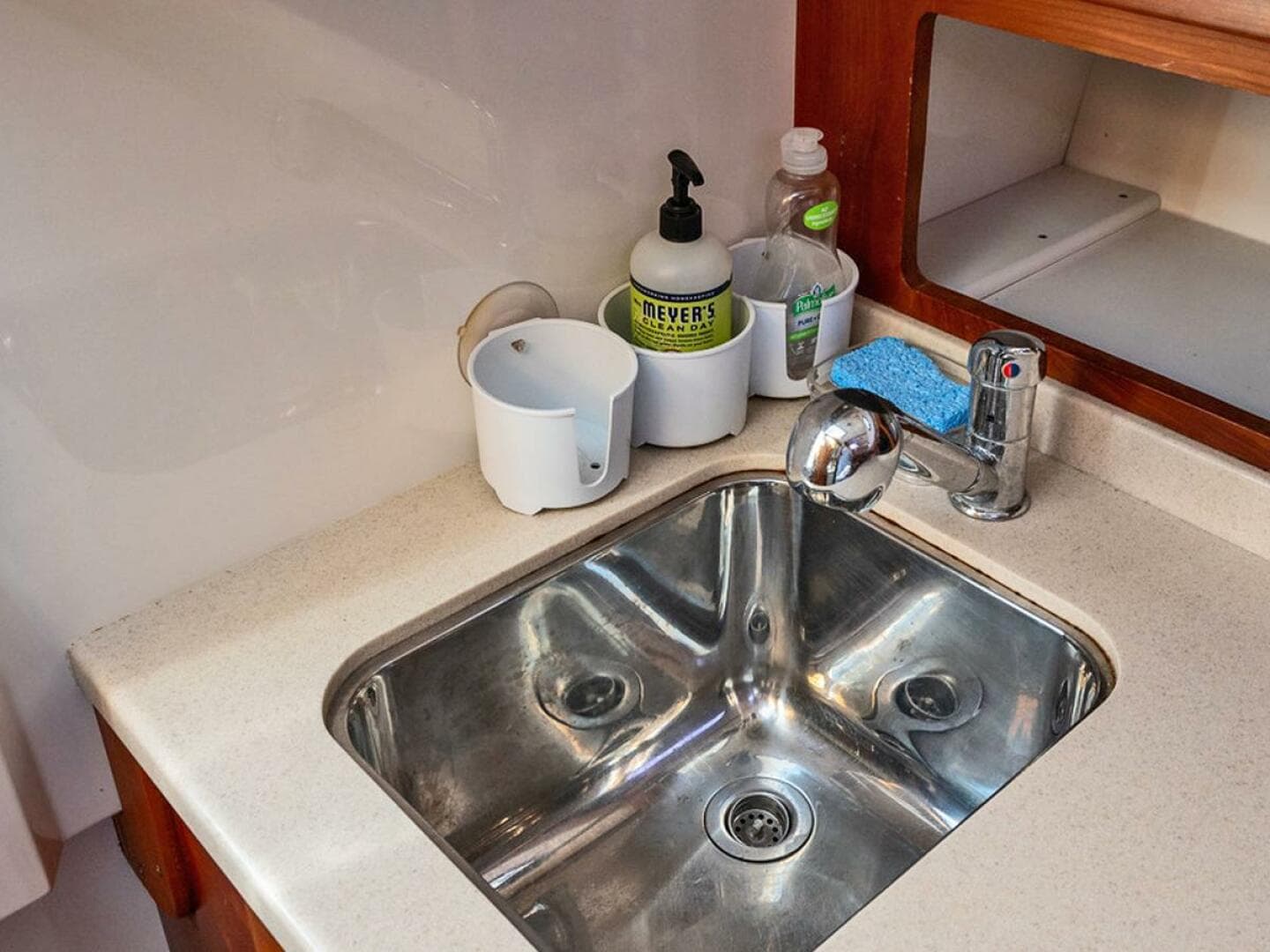 2005 Back Cove 29 Hard Top — photo 31