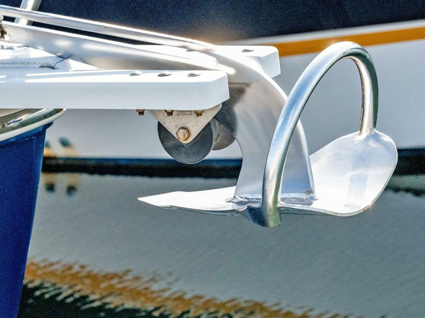 2005 Back Cove 29 Hard Top — photo 6