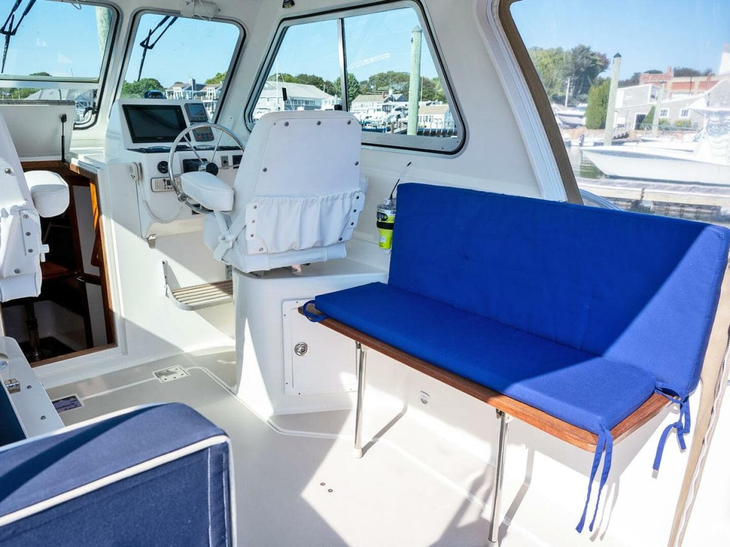 2005 Back Cove 29 Hard Top — photo 10