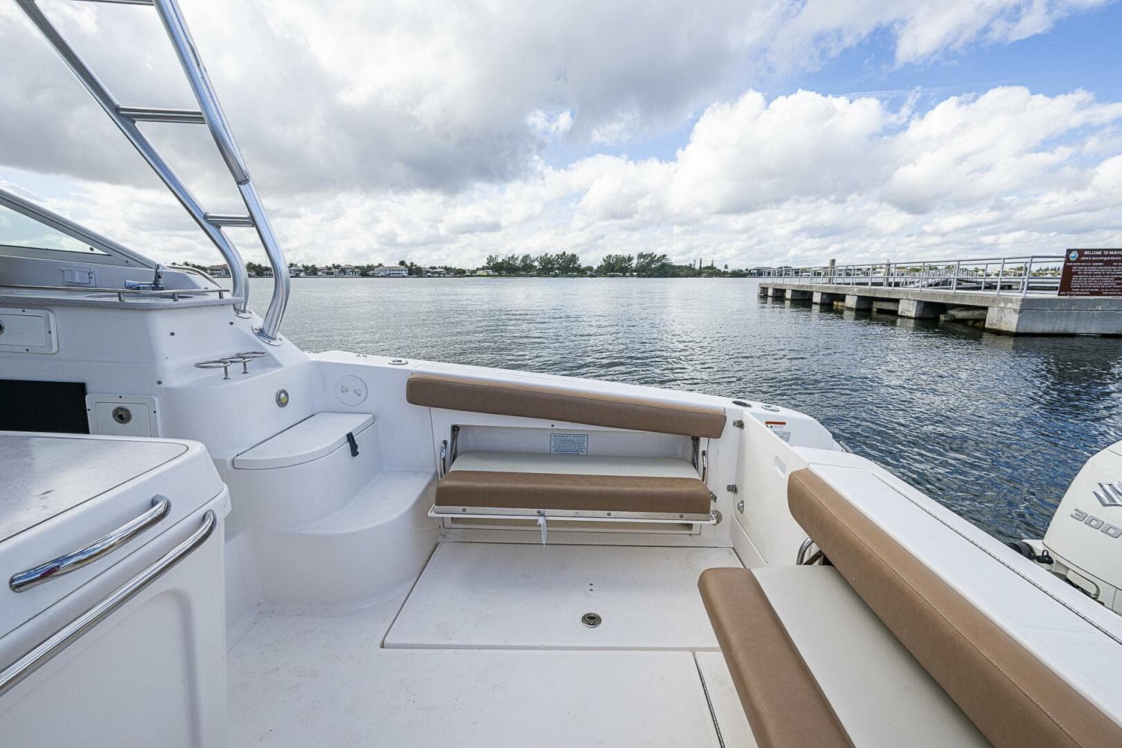 2013 Wellcraft 340 Coastal — photo 17