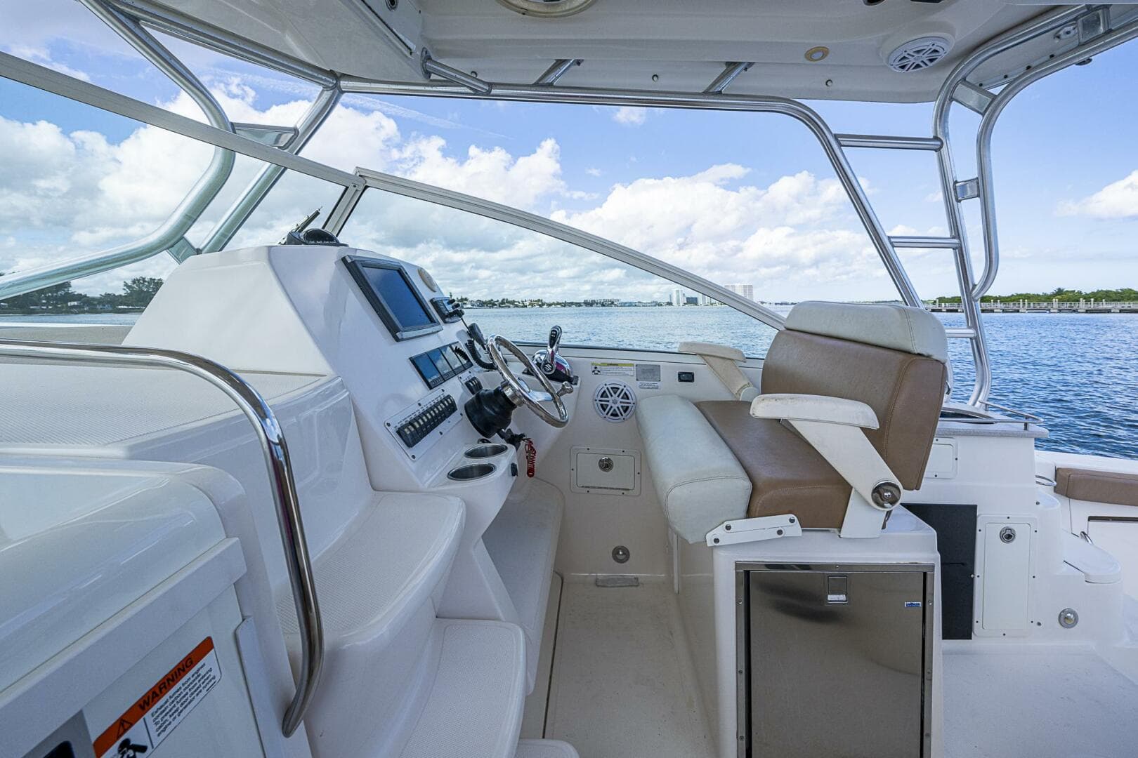 2013 Wellcraft 340 Coastal — photo 25