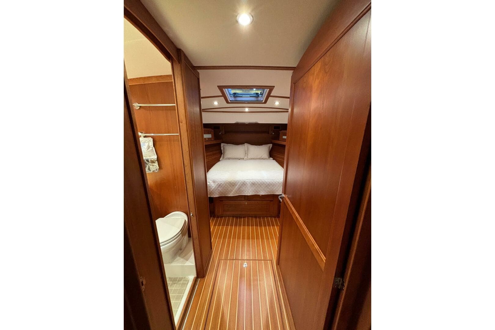 2020 Sabre 45 Salon Express — photo 42