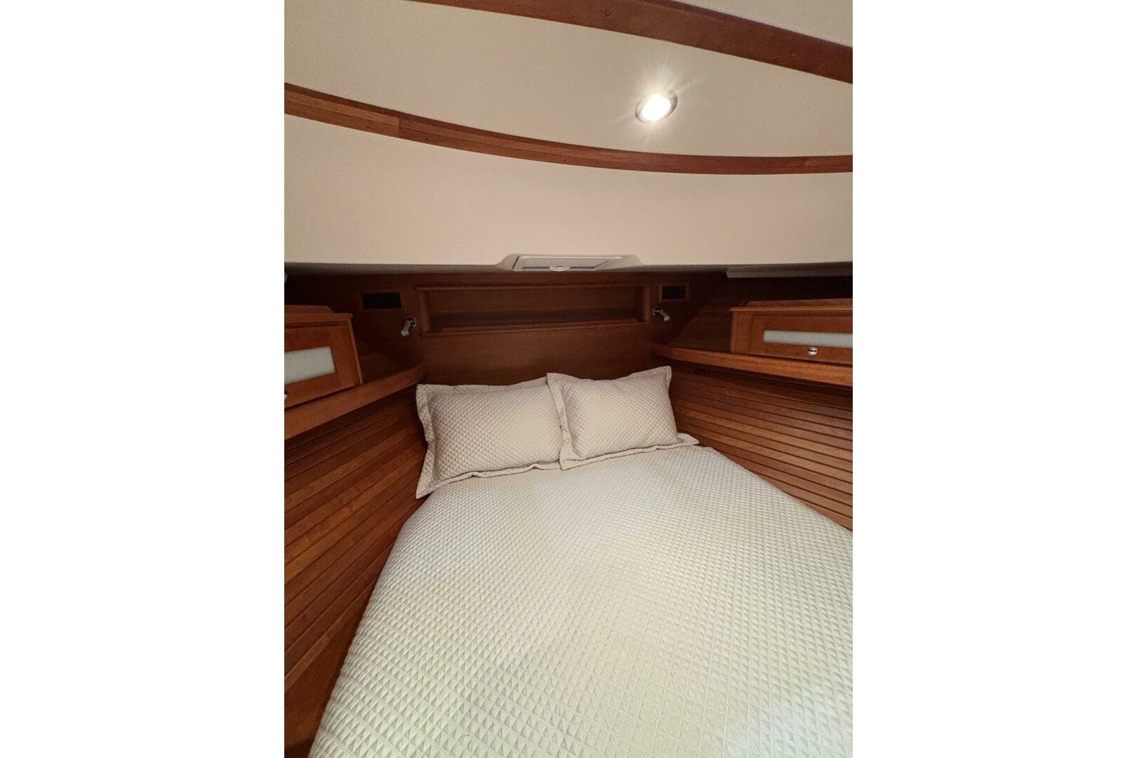 2020 Sabre 45 Salon Express — photo 49