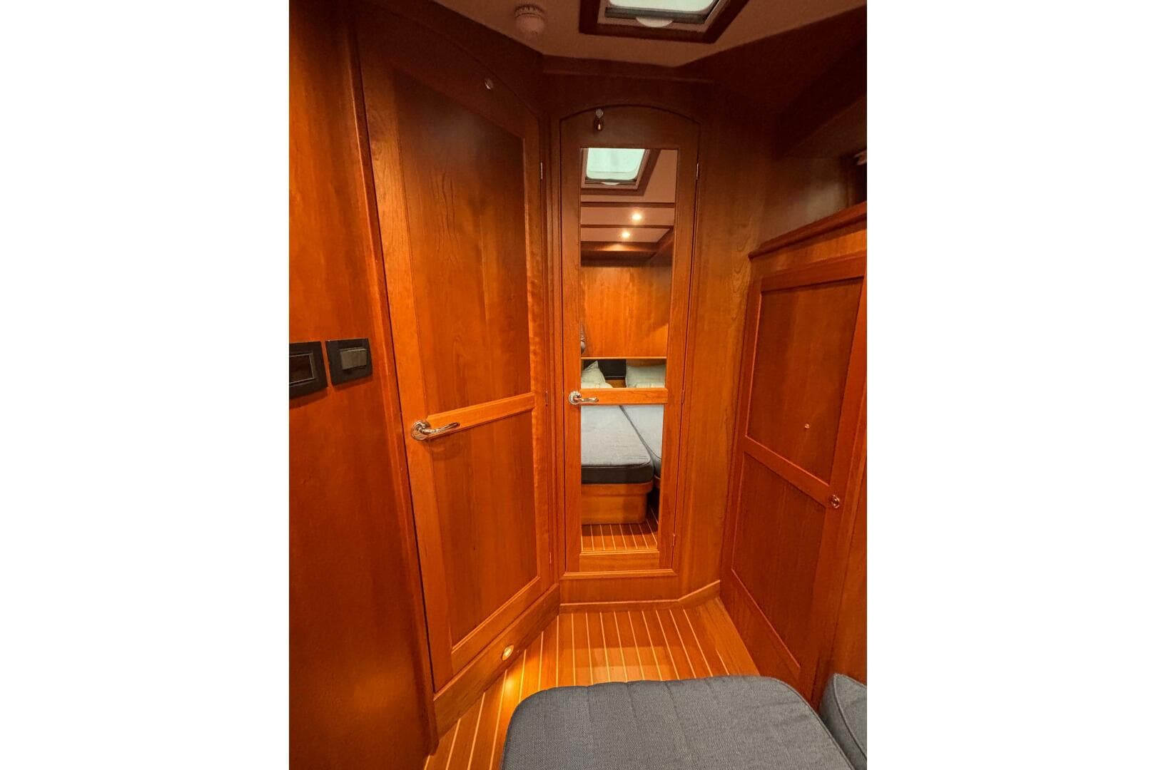 2020 Sabre 45 Salon Express — photo 54