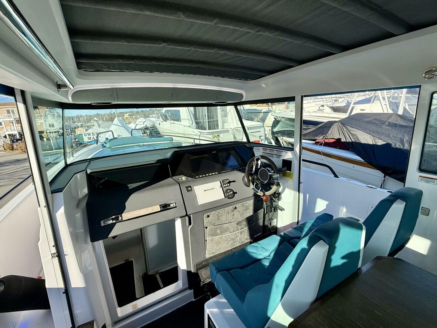 2021 Axopar — photo 15