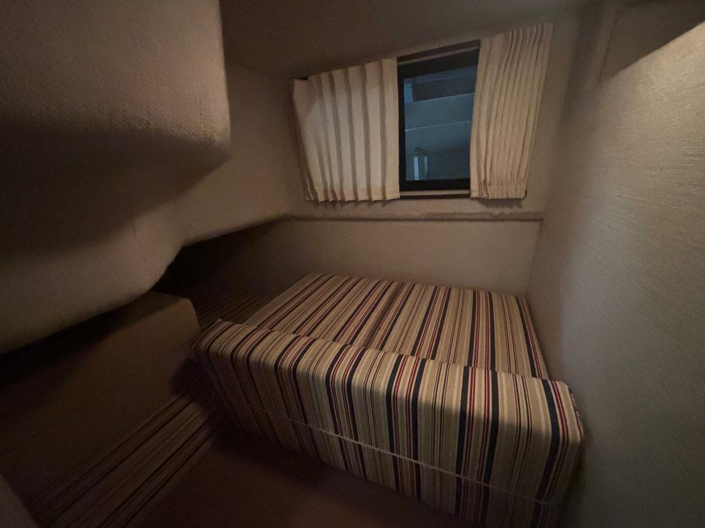 1988 Tiara Sport 310 Sc — photo 16