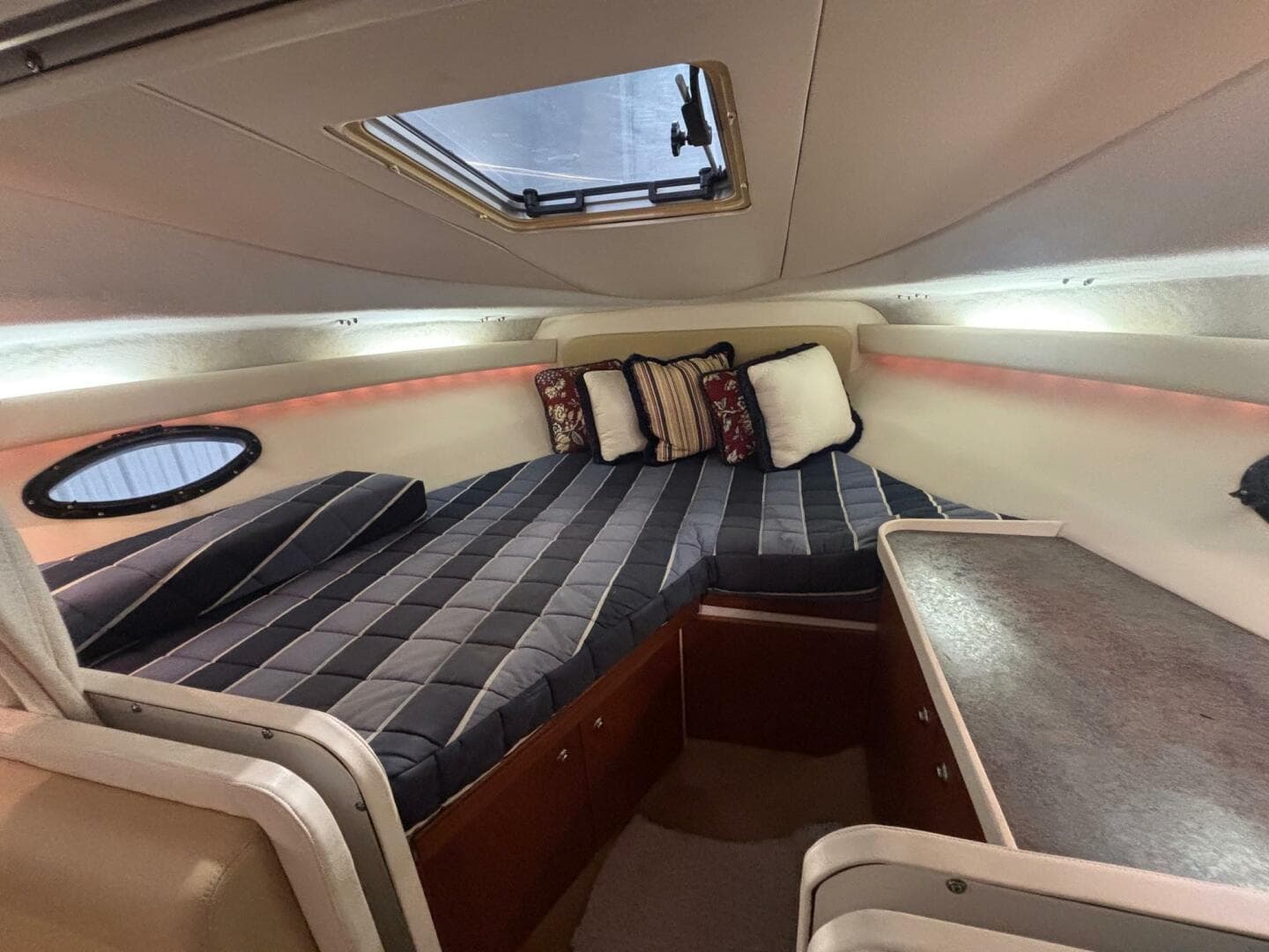 1988 Tiara Sport 310 Sc — photo 12