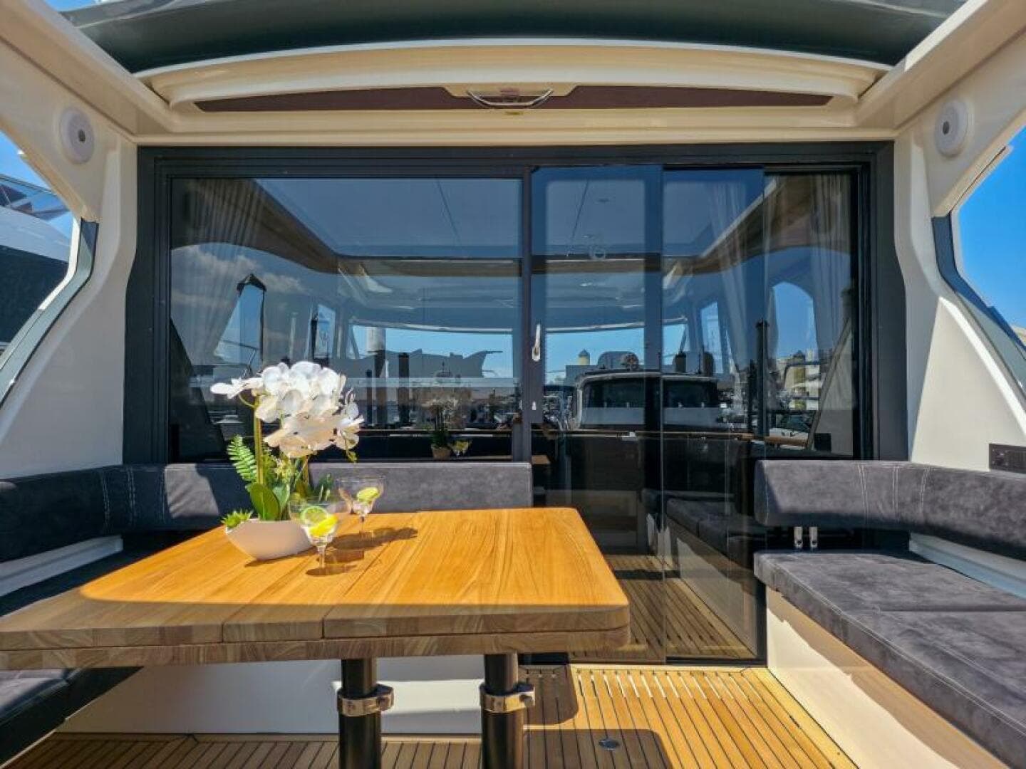 2026 Marex 440 Gourmet Cruiser — photo 18