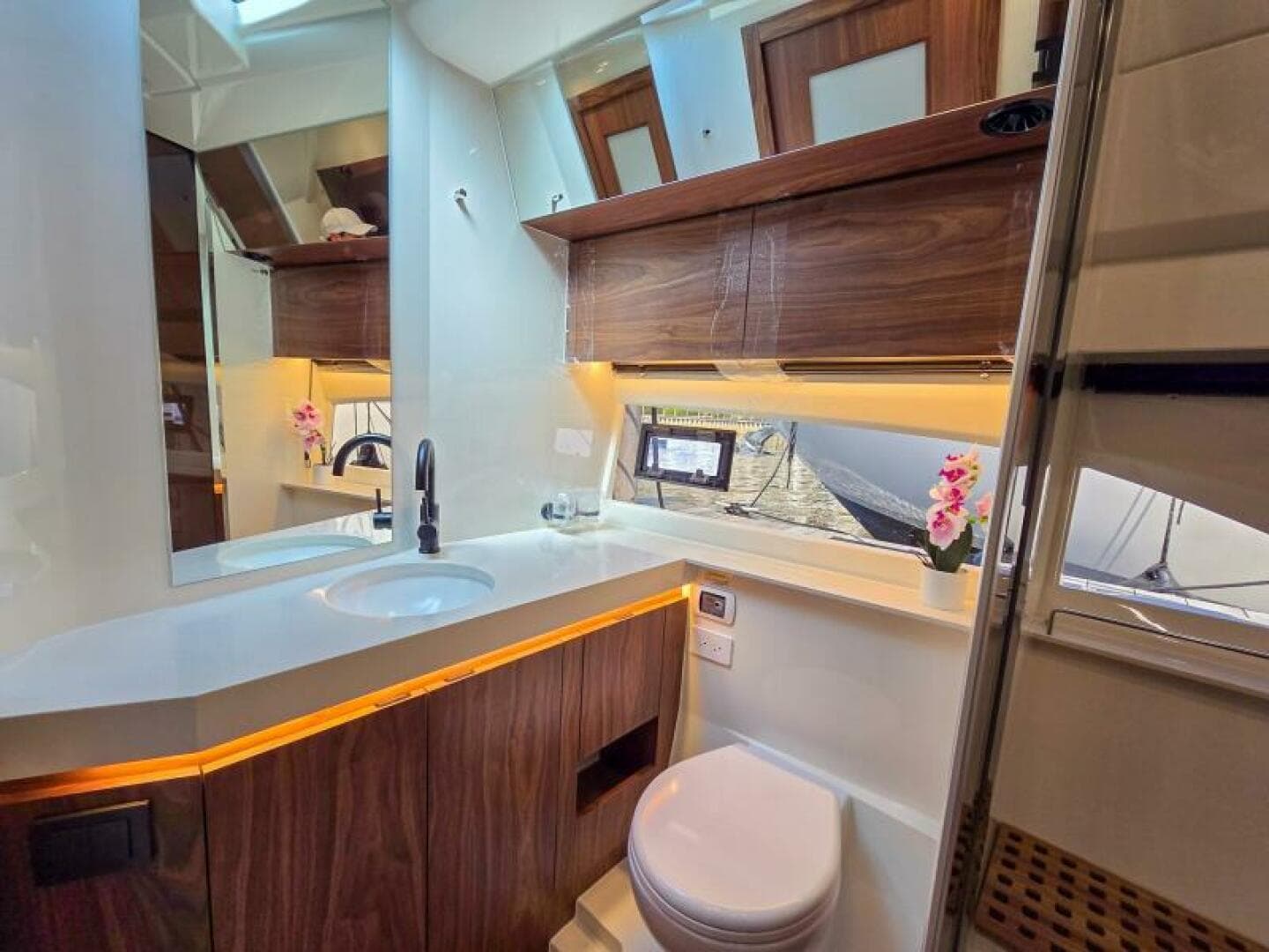 2026 Marex 440 Gourmet Cruiser — photo 83