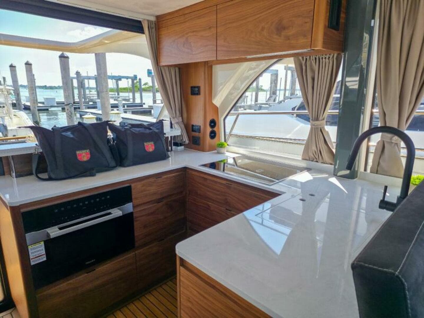 2026 Marex 440 Gourmet Cruiser — photo 41