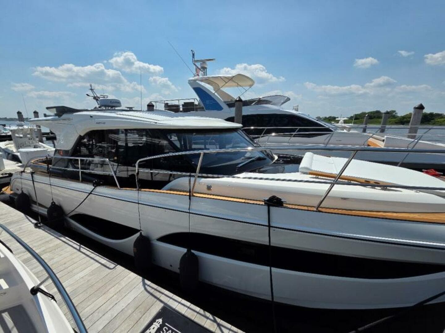 2026 Marex 440 Gourmet Cruiser — photo 7