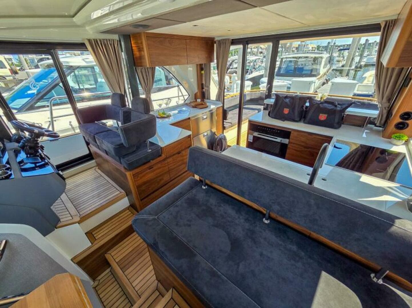 2026 Marex 440 Gourmet Cruiser — photo 52