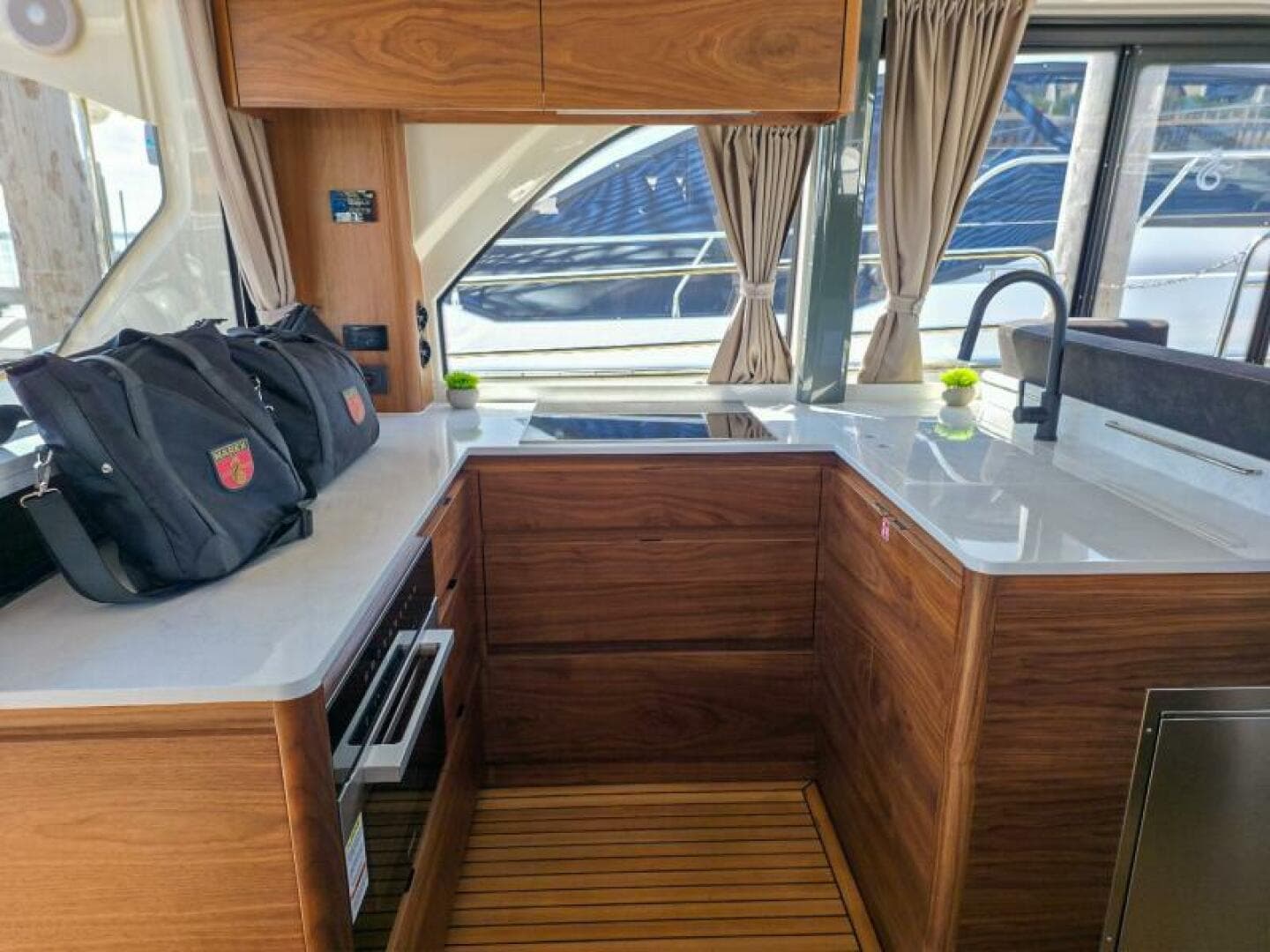2026 Marex 440 Gourmet Cruiser — photo 34